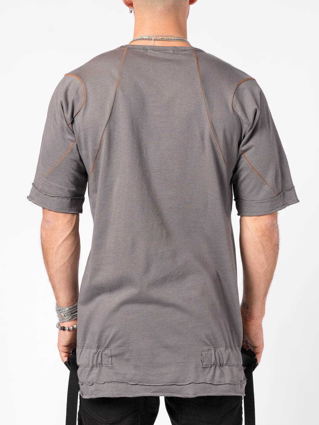 T-Shirt with Adjustable Side Buckles - INN7