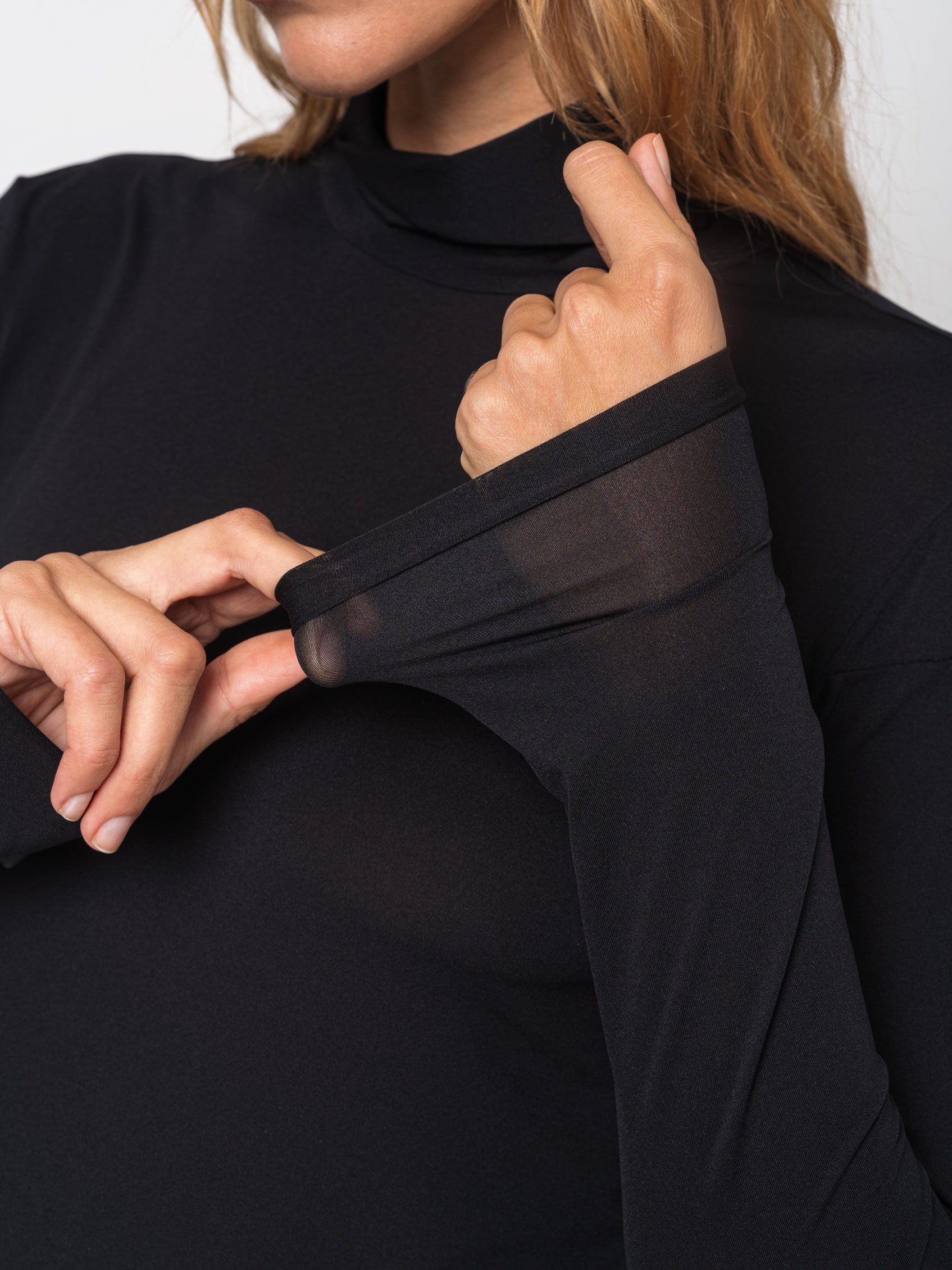 Stretch Turtleneck Top - INN7