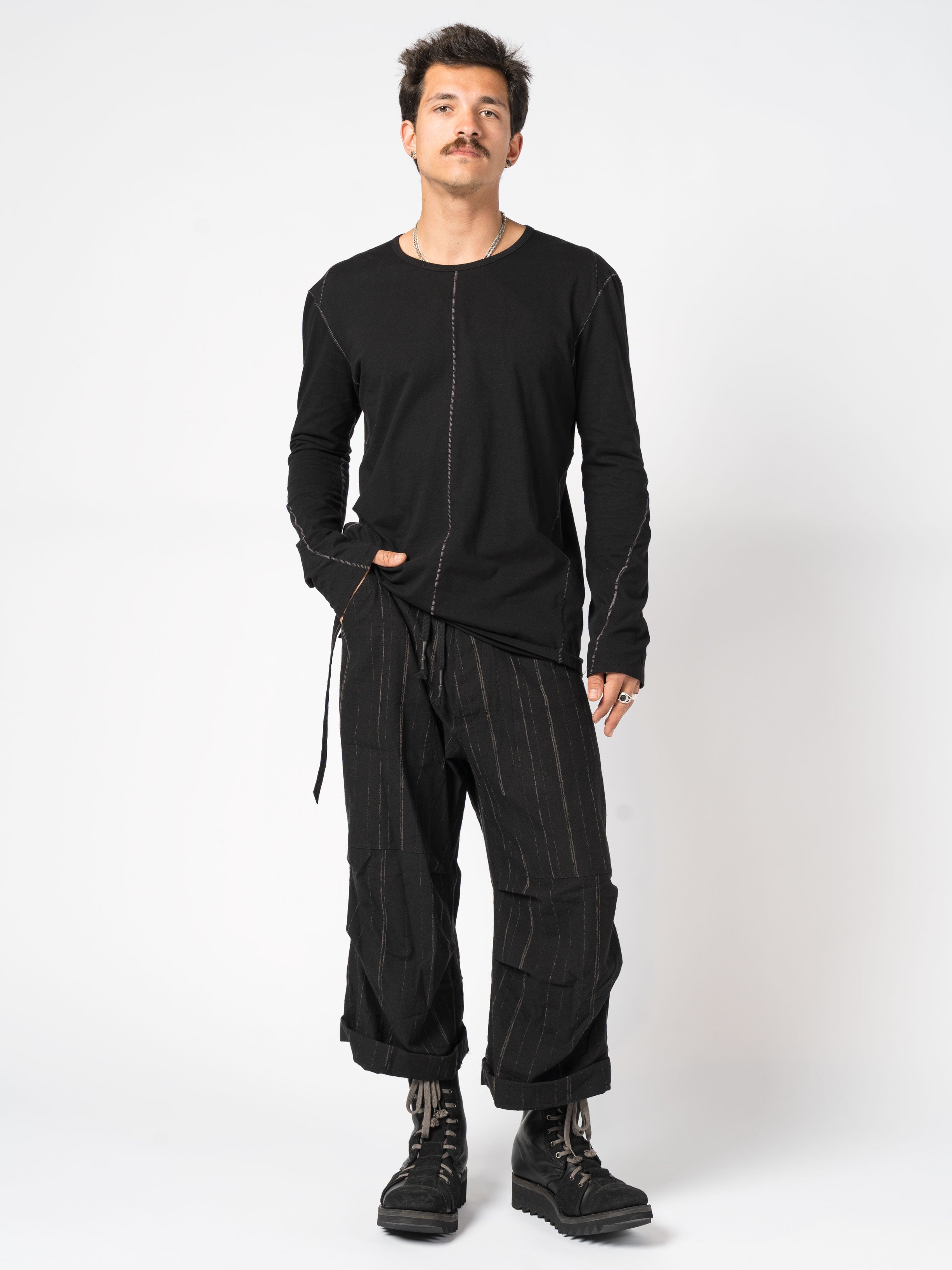 Long-Sleeve T-Shirt with Contrast Stitching - INN7