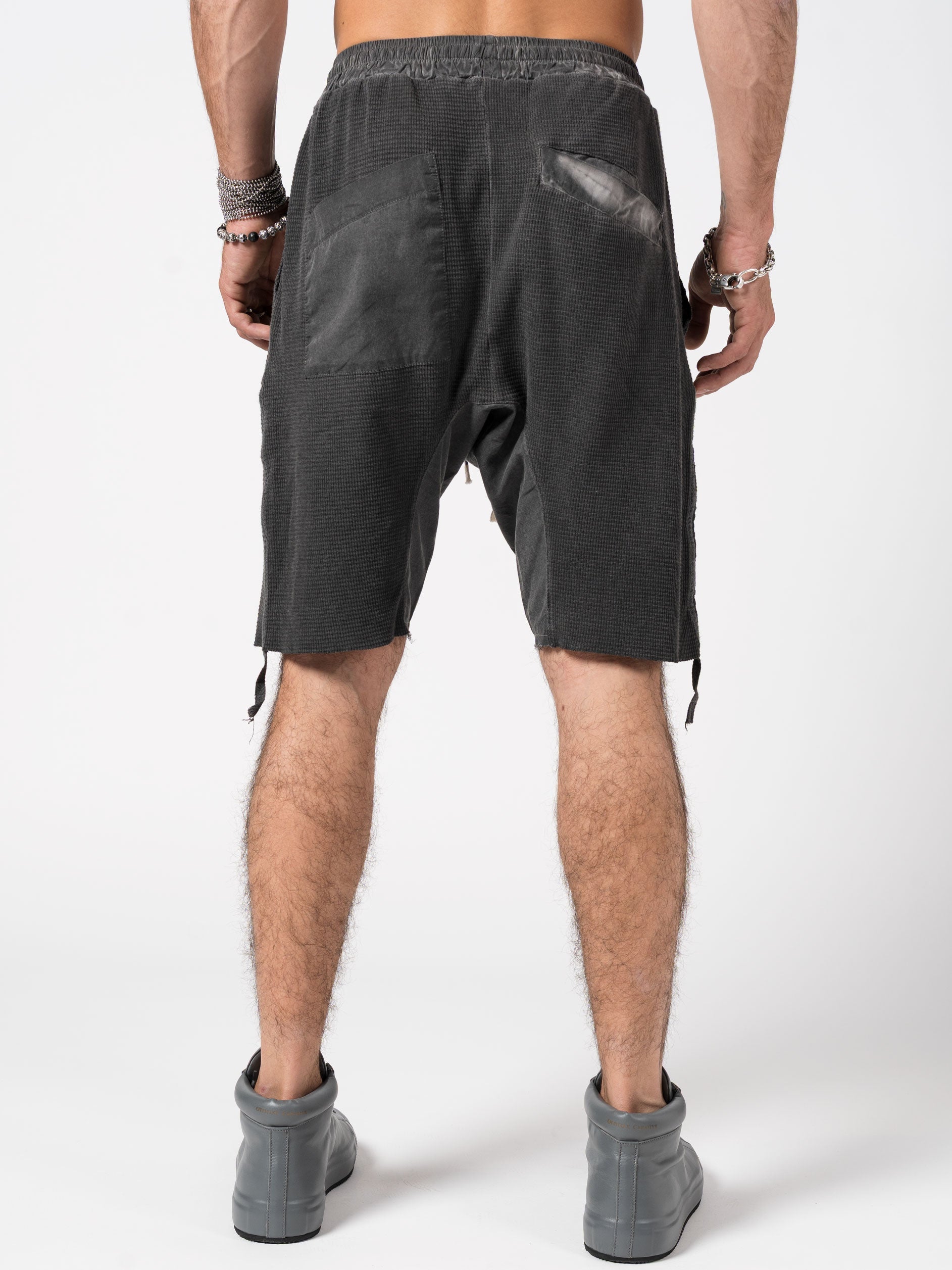 Textured Drop-Crotch Shorts - INN7