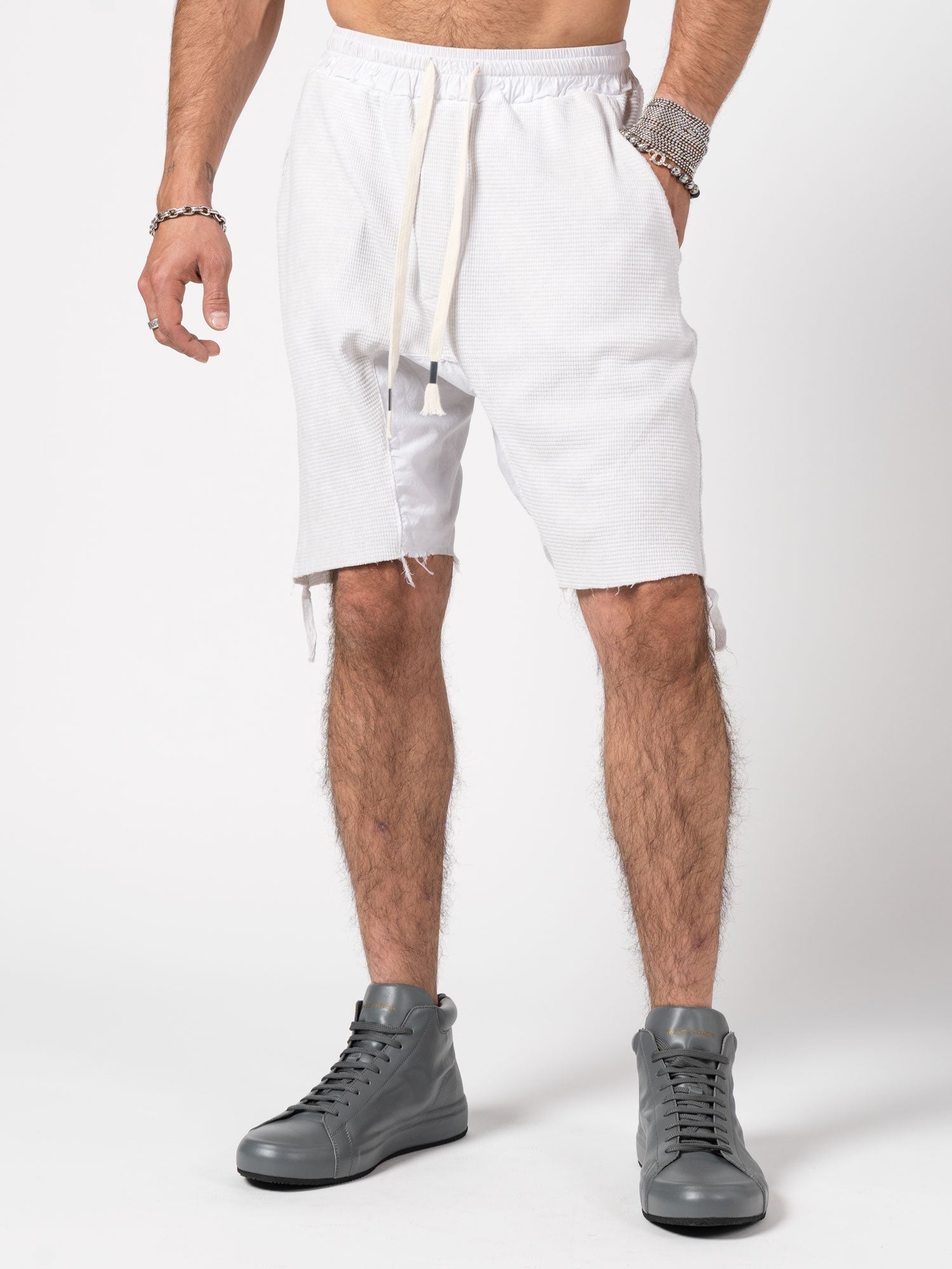 Textured Drop-Crotch Shorts - INN7