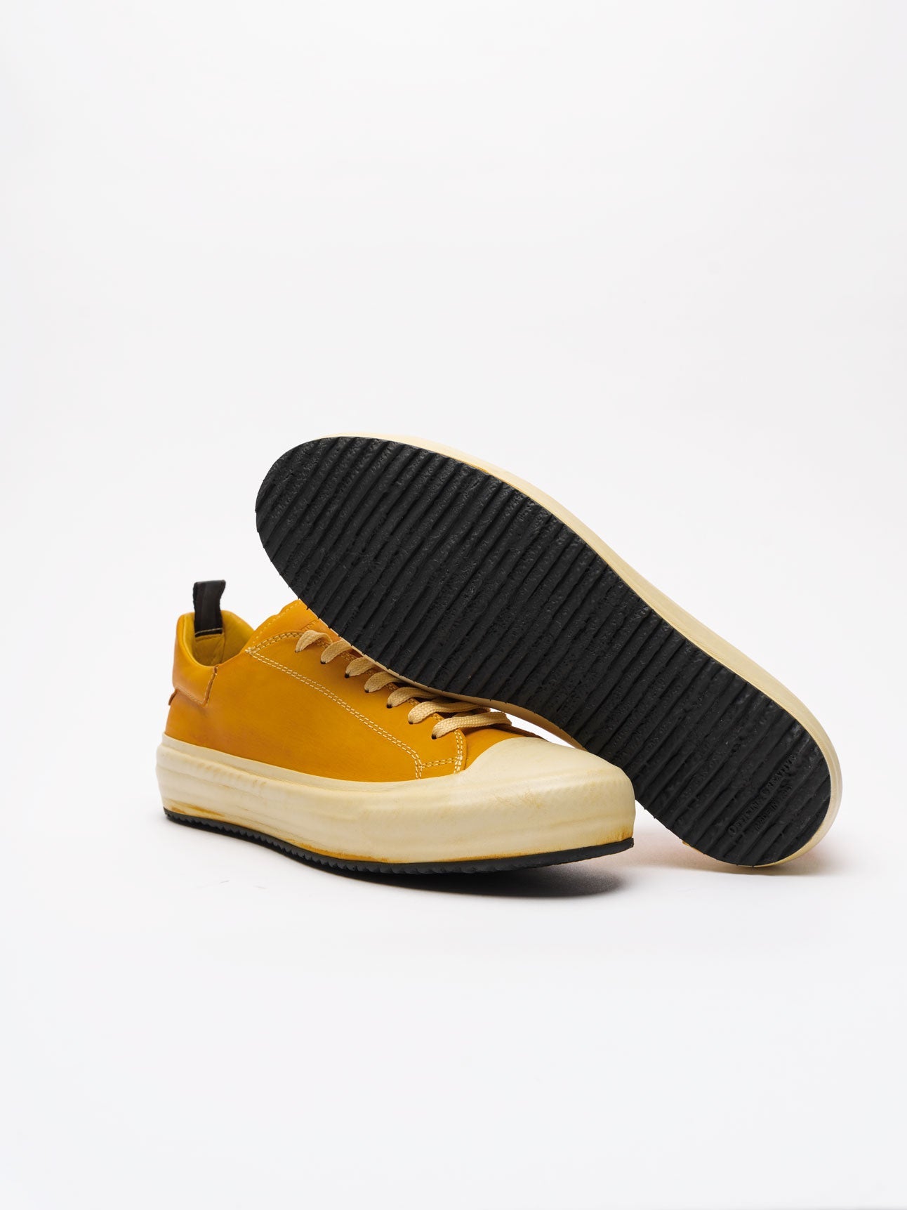 Low-Top Leather Sneakers - INN7