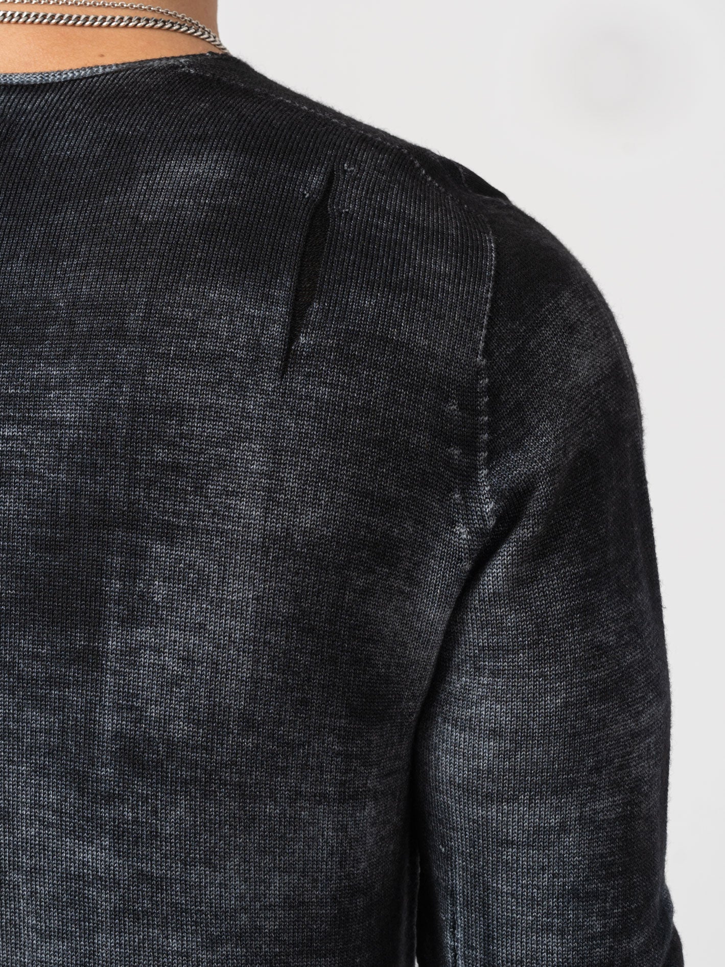 Distressed Medium Wool Sweater - INN7