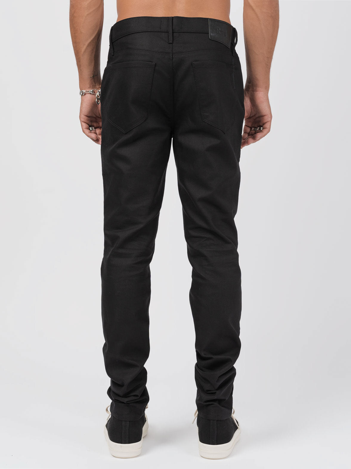 Slim-Fit Stretch Denim Jeans - INN7