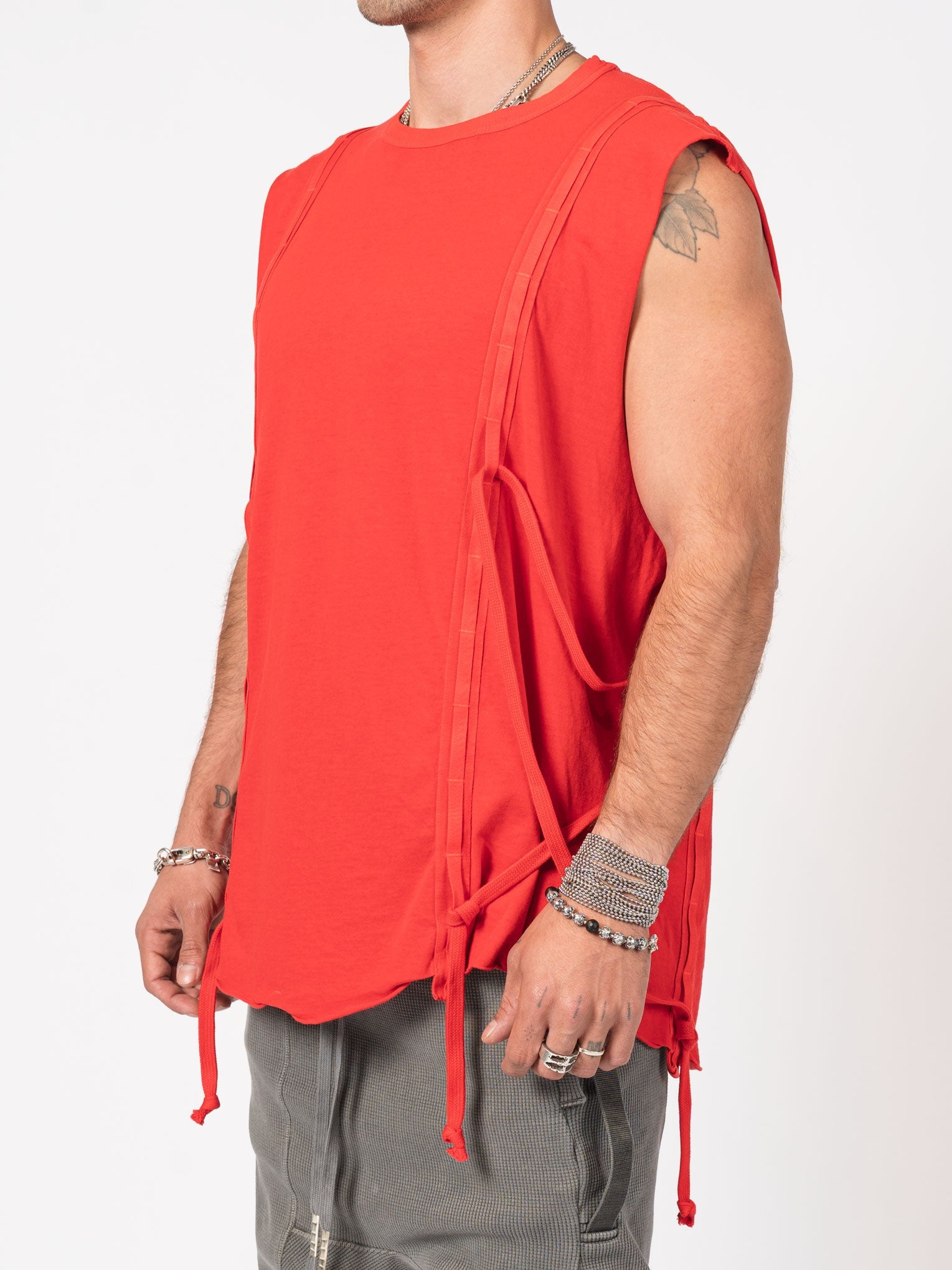 Sleeveless Top with Side Drawstrings - INN7
