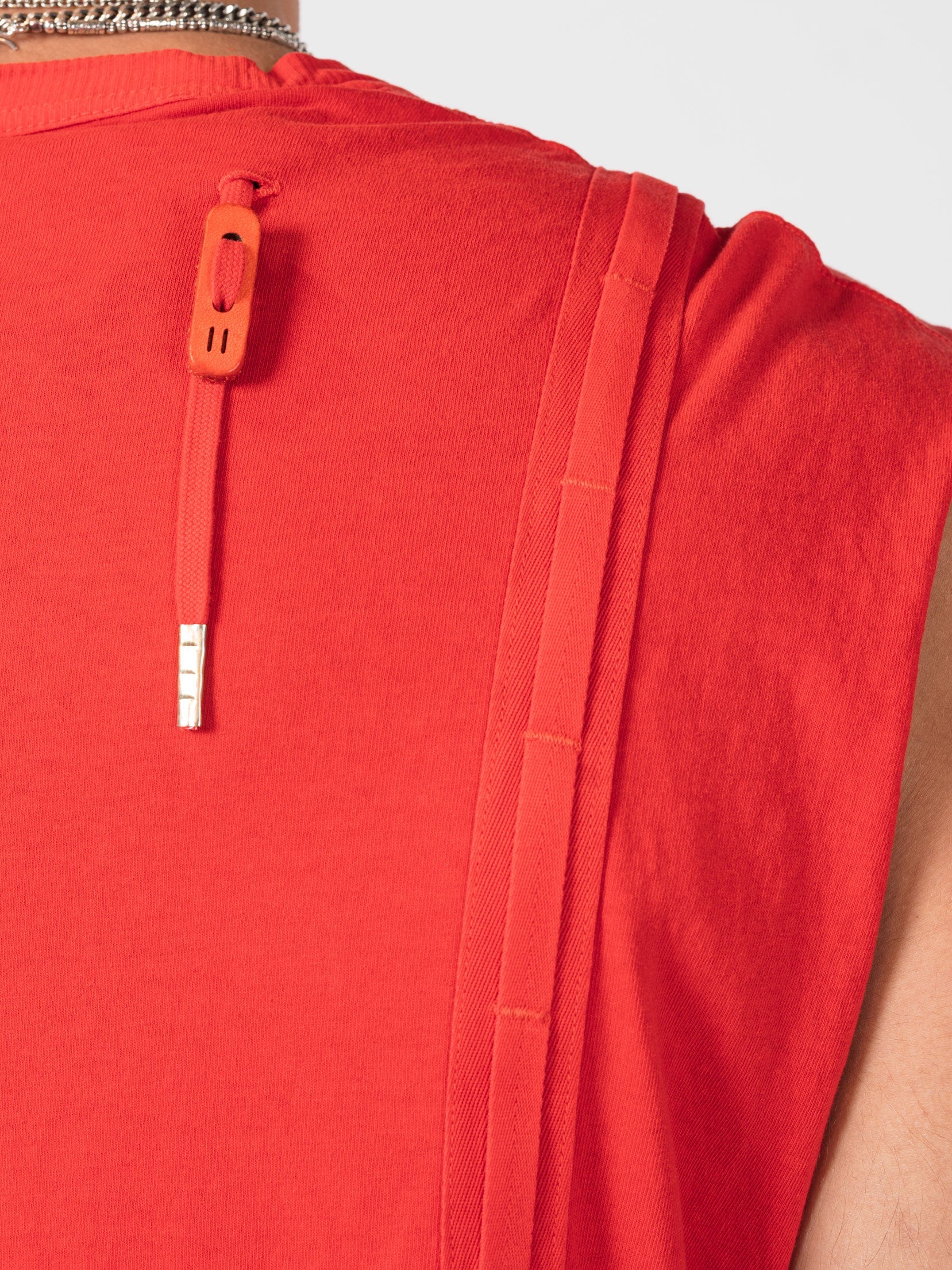 Sleeveless Top with Side Drawstrings - INN7