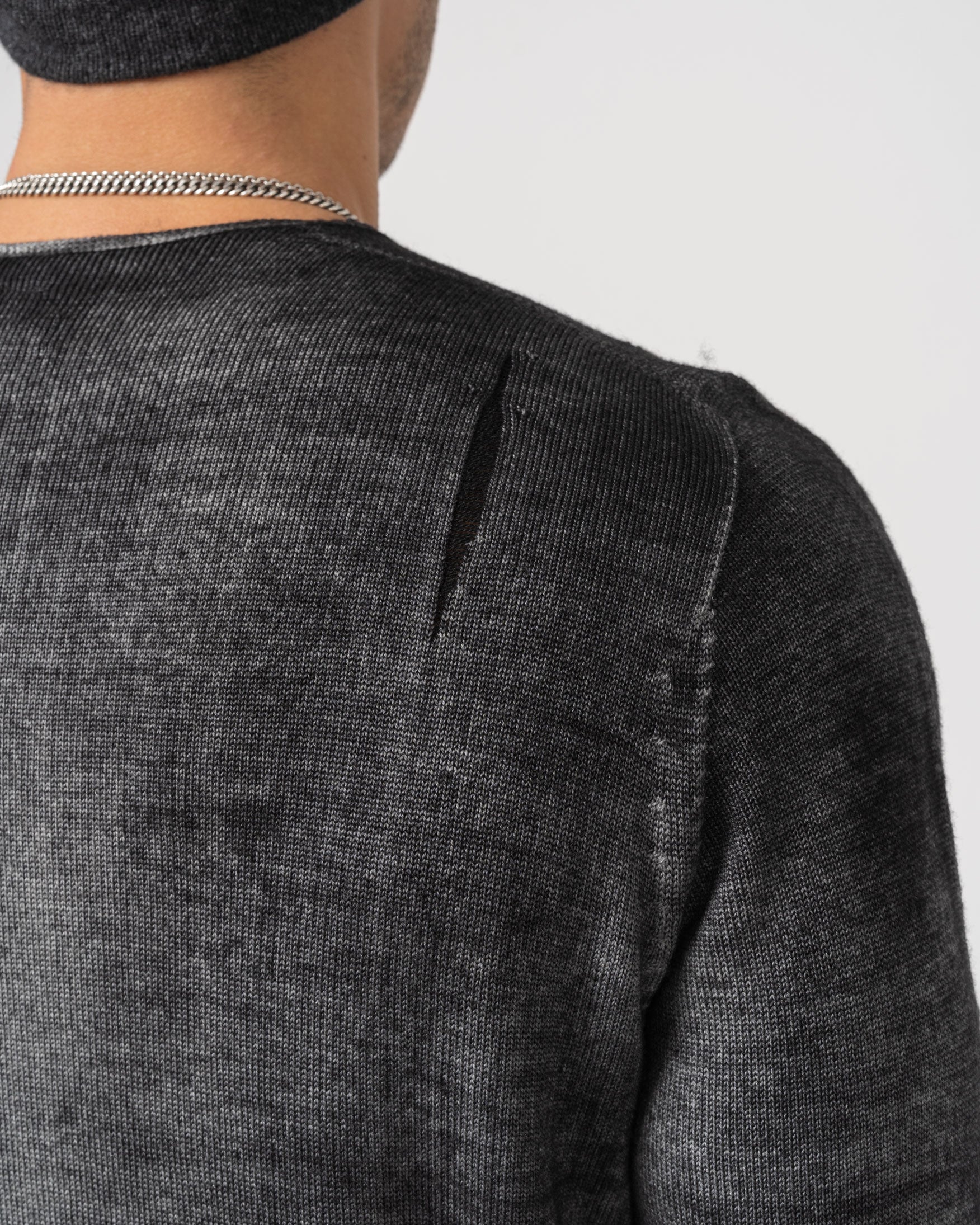 Distressed Wool Sweater - INN7
