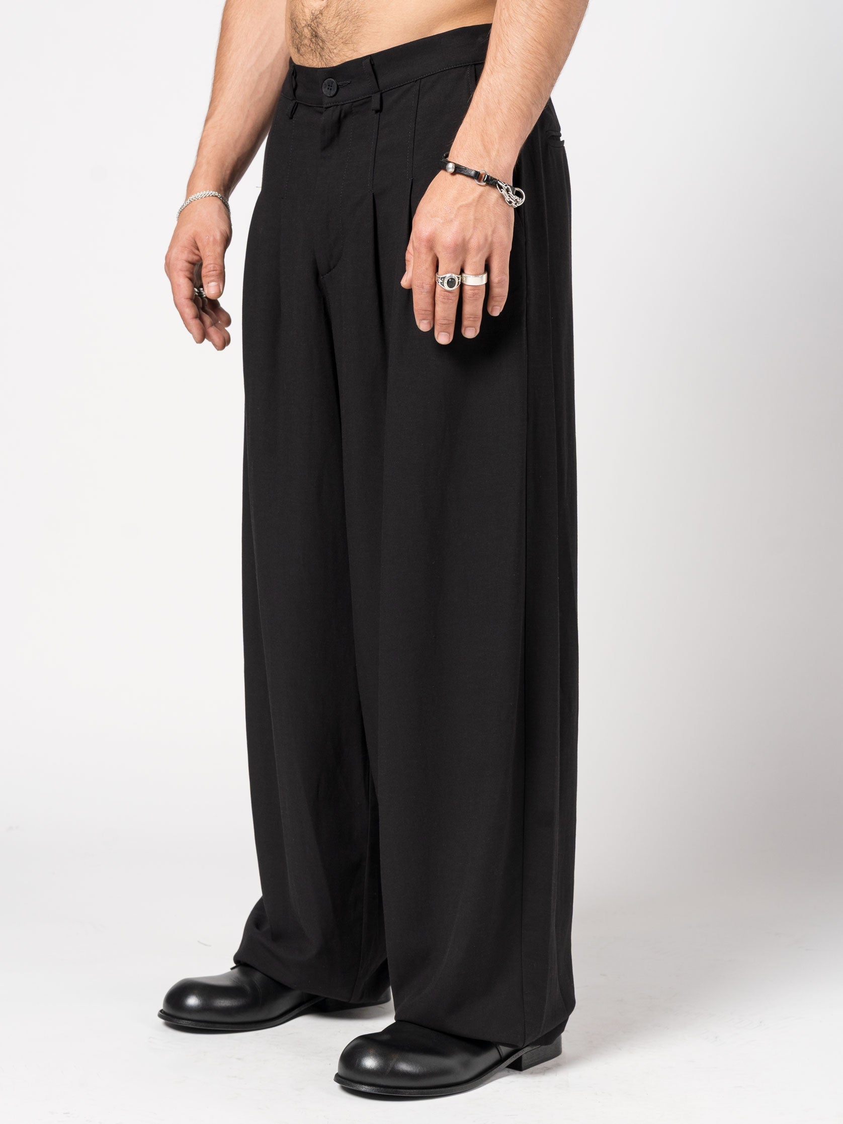 Wide-Leg Pleated Trousers - INN7