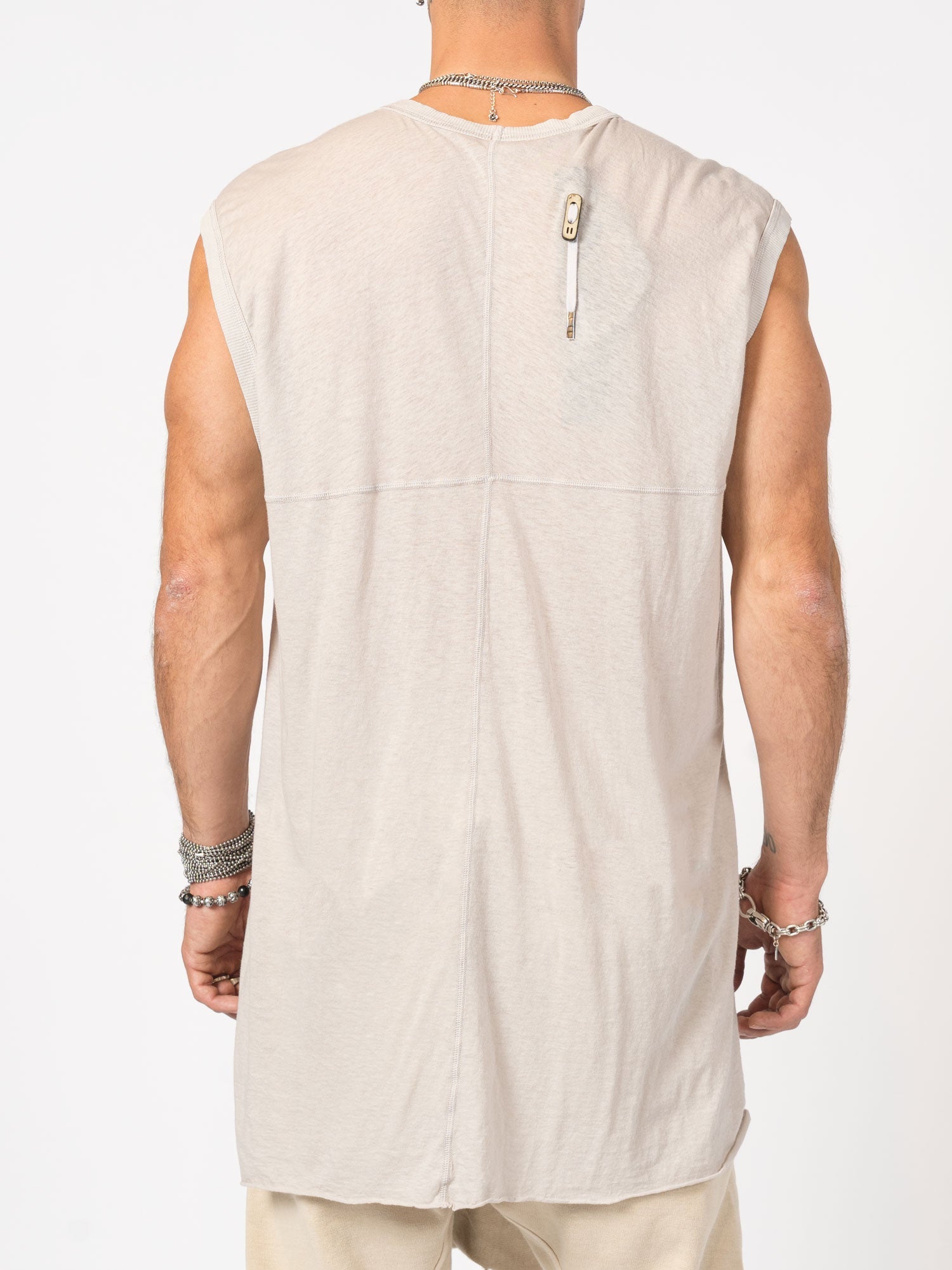 Sleeveless Top with Raw Edges - INN7