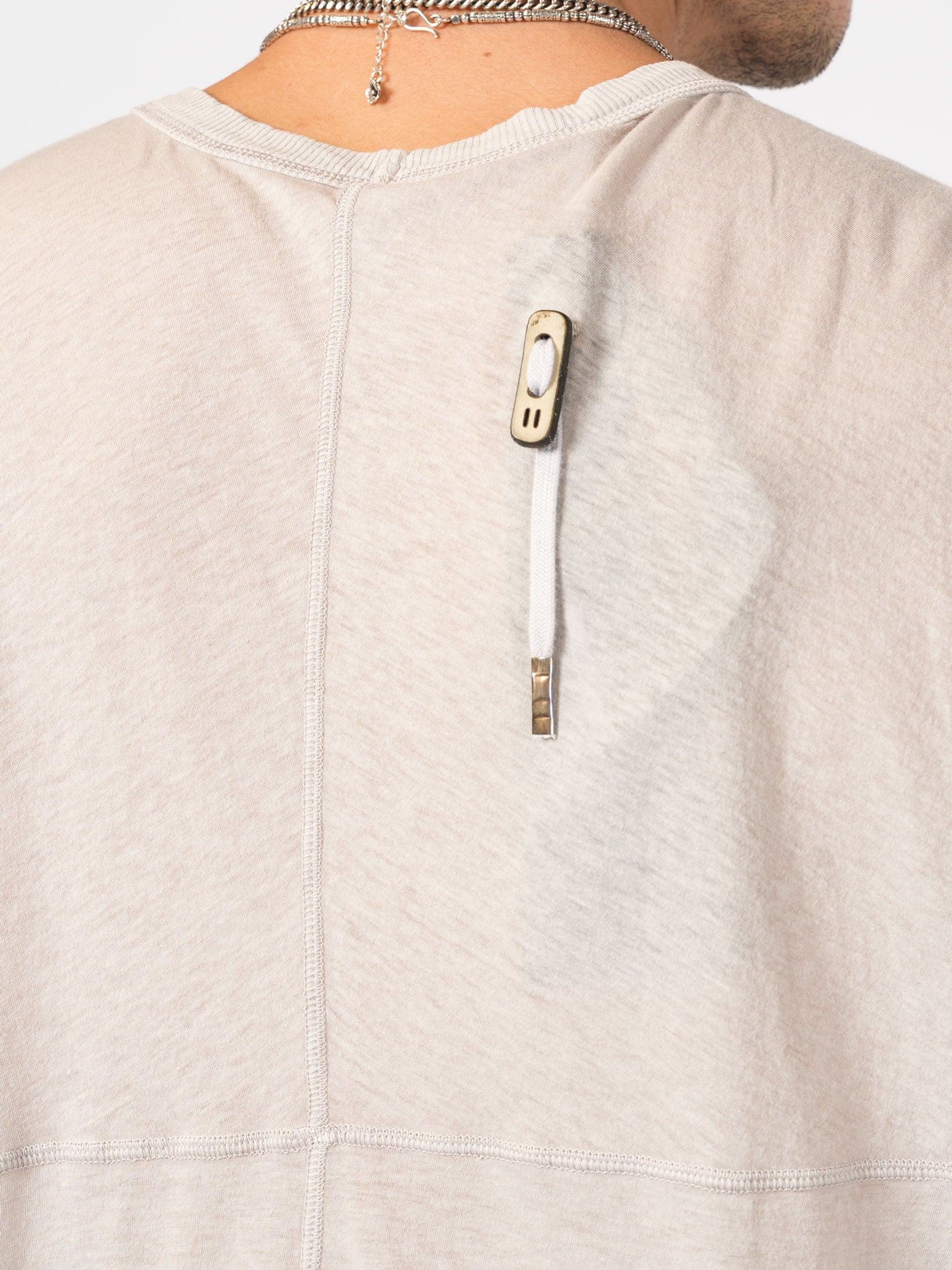 Sleeveless Top with Raw Edges - INN7