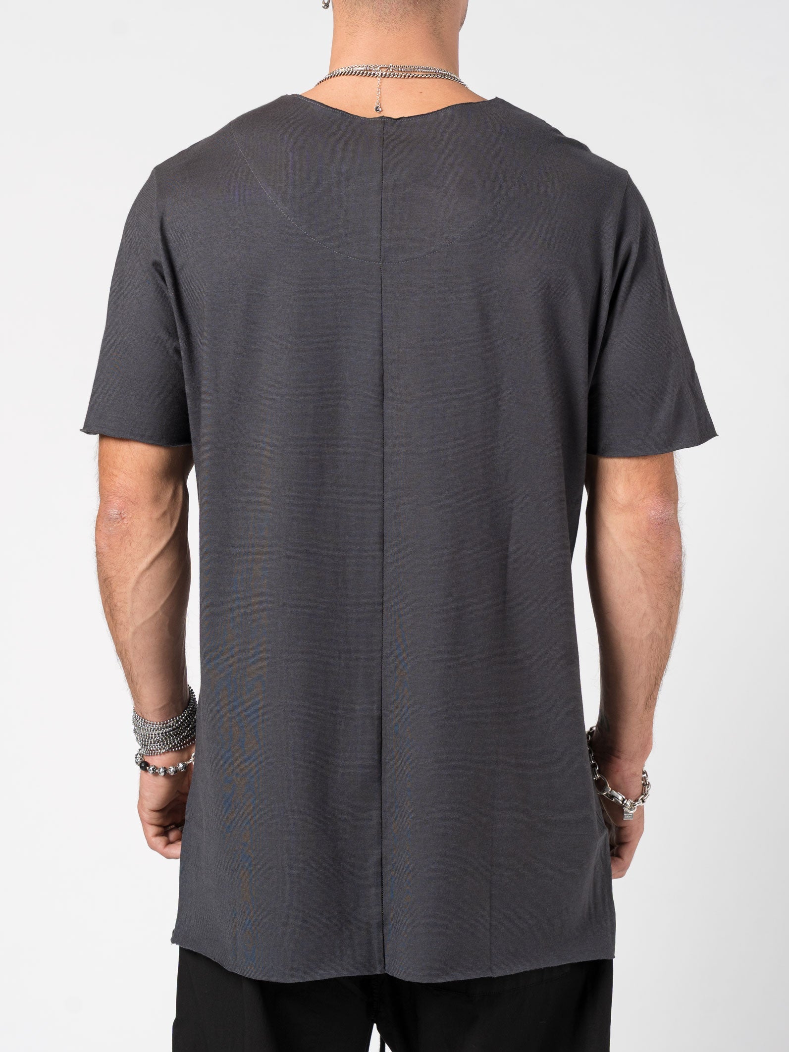 T-Shirt with Cut Neckline - INN7