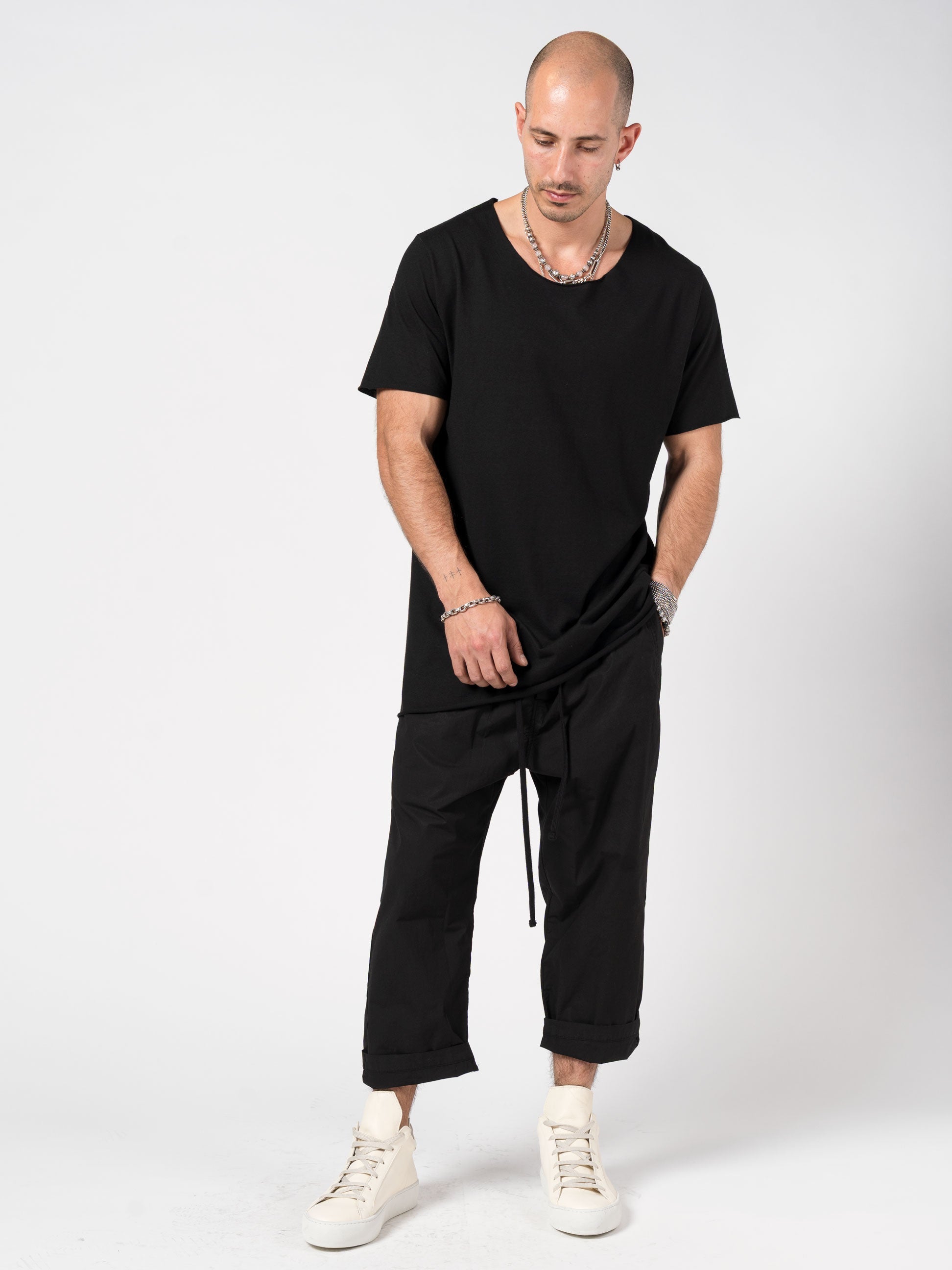 T-Shirt with Cut Neckline - INN7