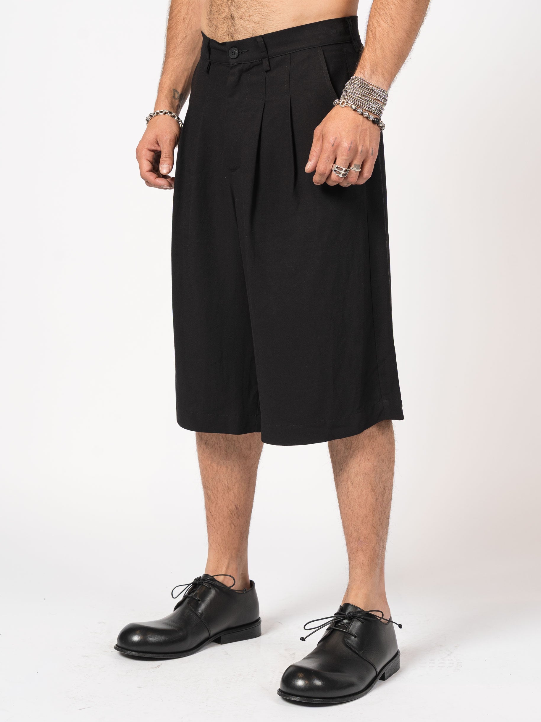 Wide-Leg Pleated Shorts - INN7