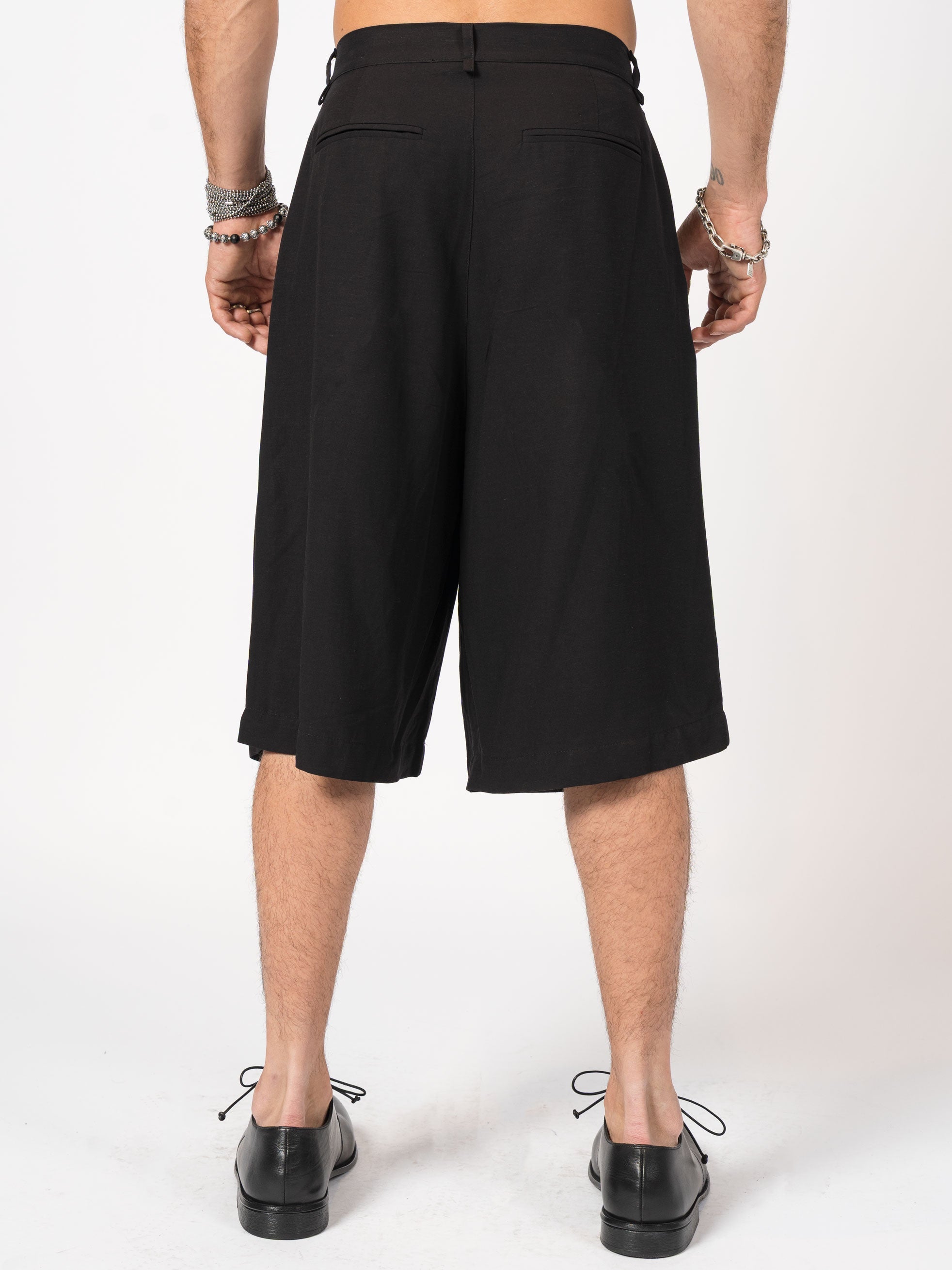 Wide-Leg Pleated Shorts - INN7