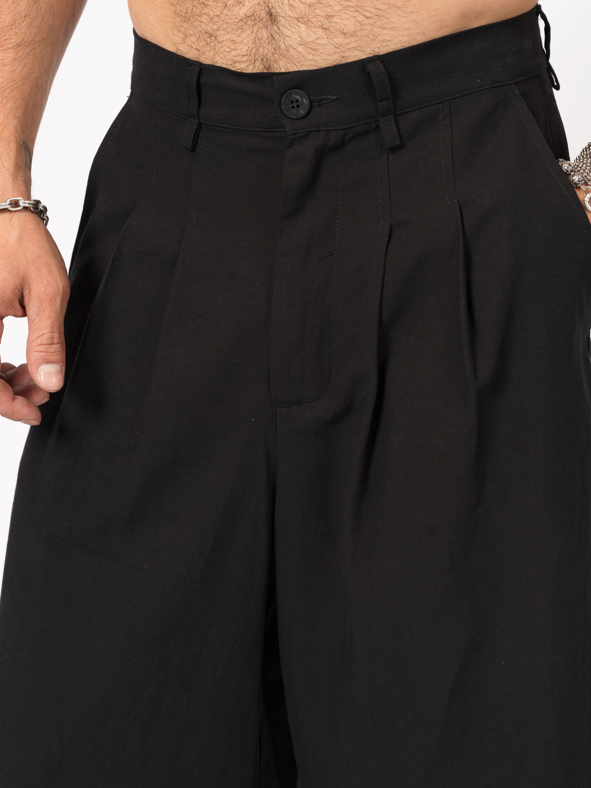 Wide-Leg Pleated Shorts - INN7