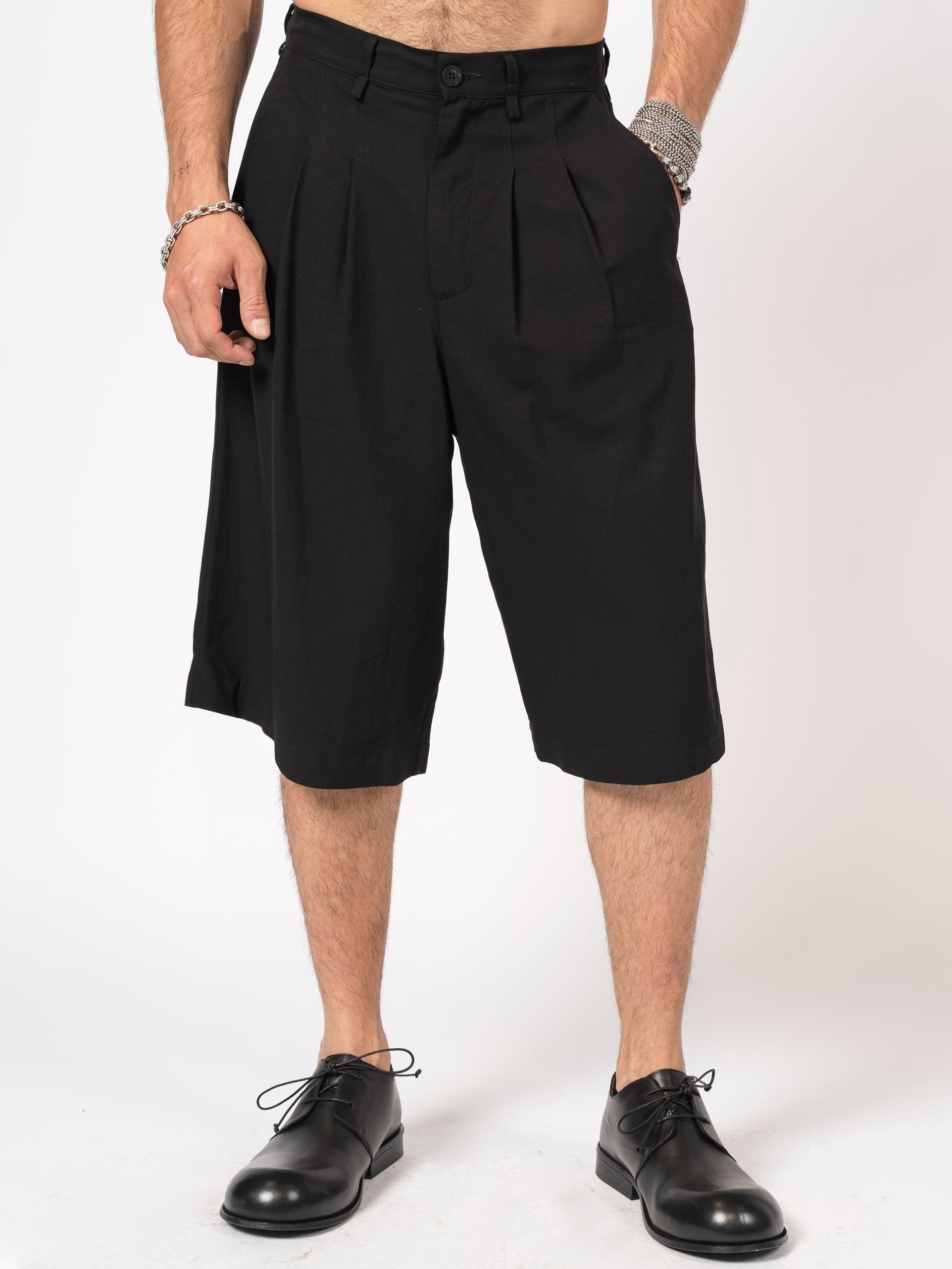 Wide-Leg Pleated Shorts - INN7