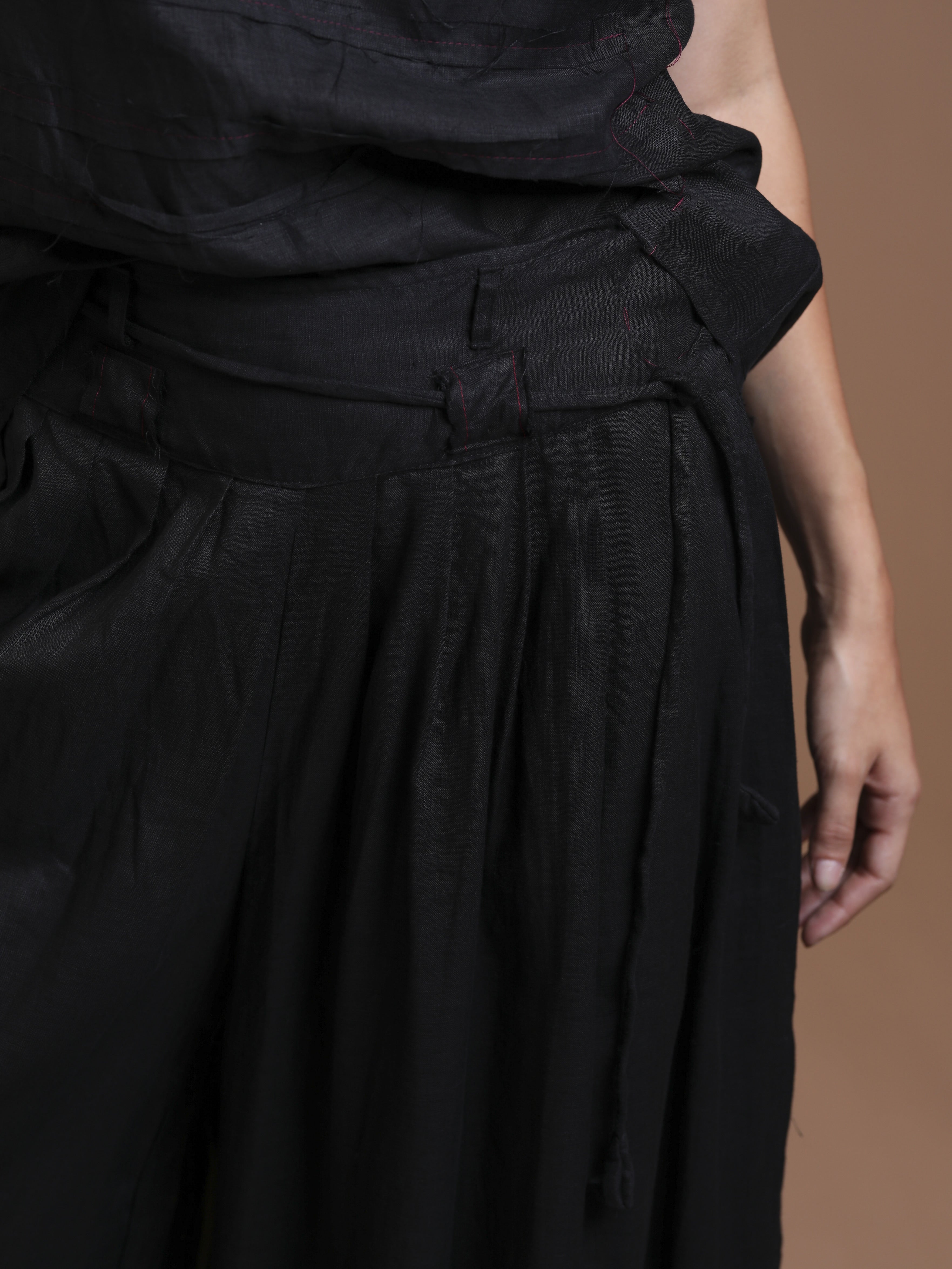 Pleated Linen Wrap Trousers - INN7