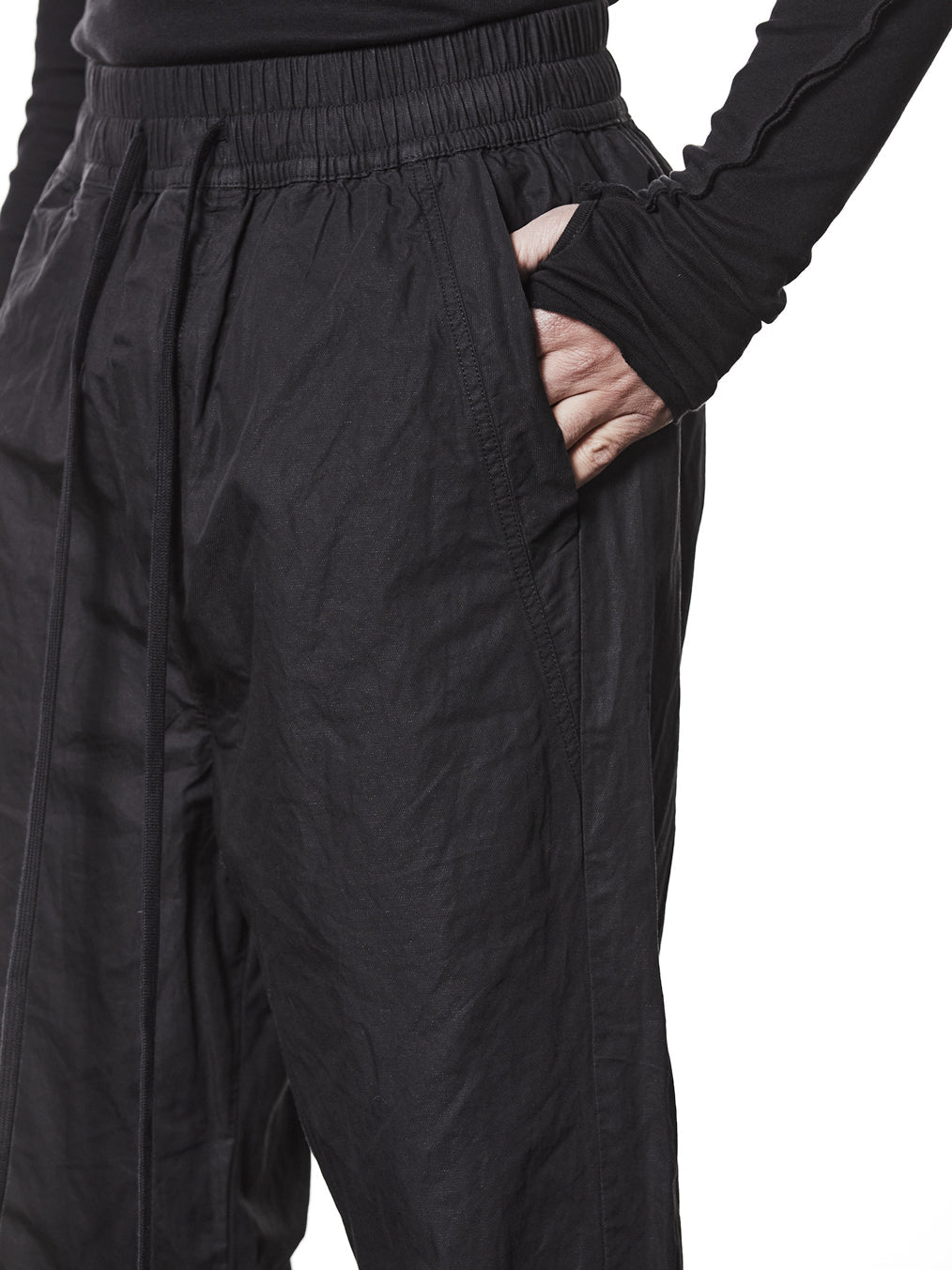 Garment-Washed Cropped Trousers