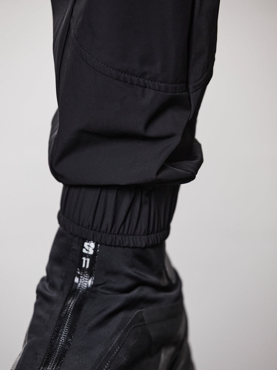 Stretch Woven Cargo Trousers - INN7
