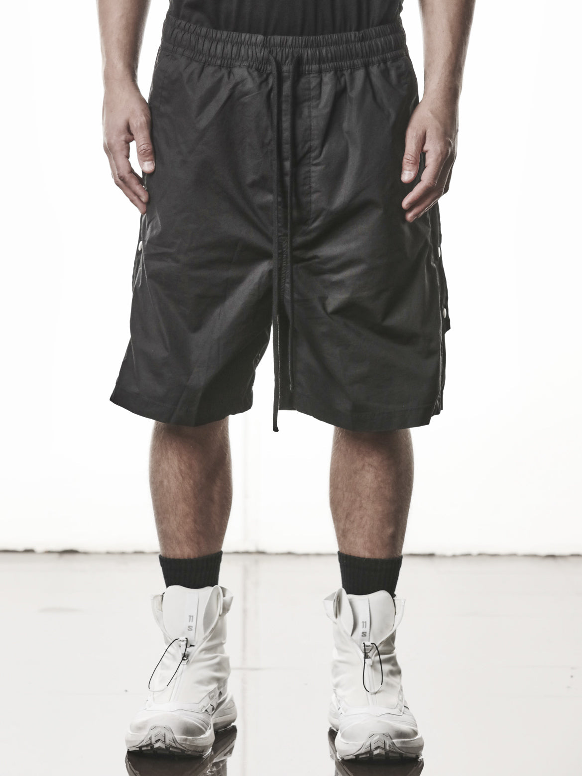 Drop-Crotch Utility Shorts - INN7