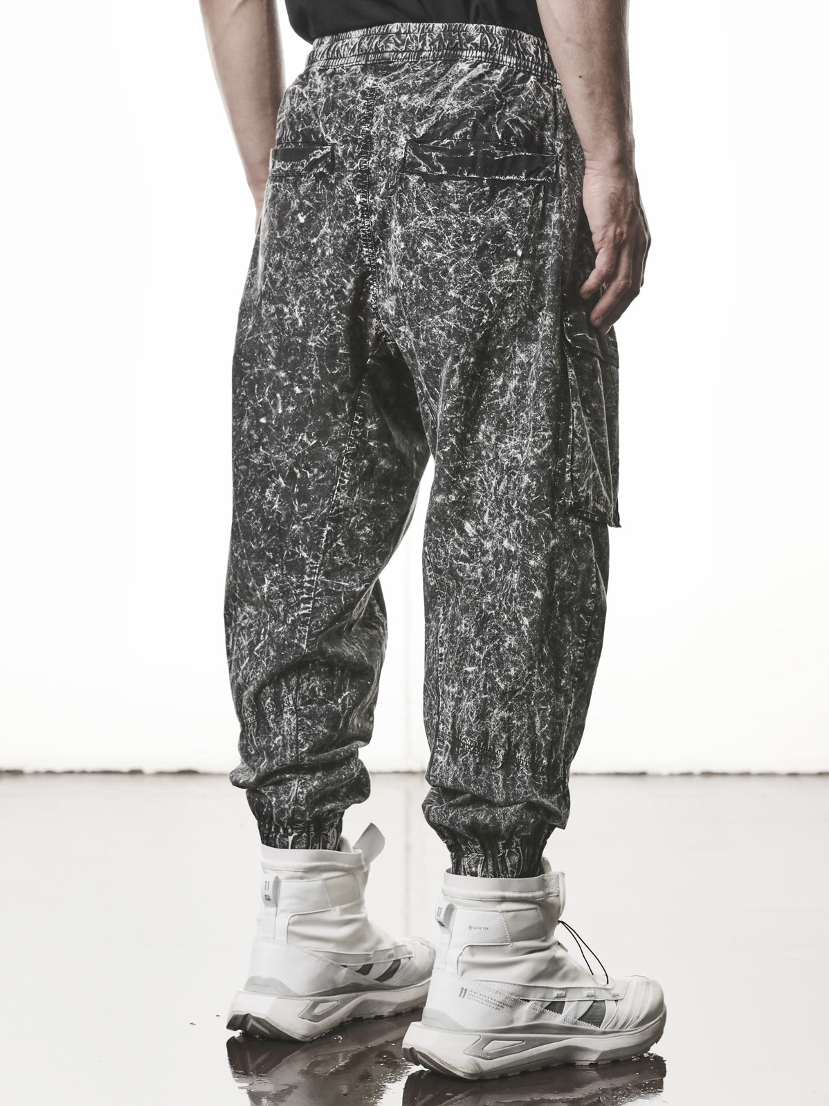 Woven Cotton Cargo Trousers - INN7
