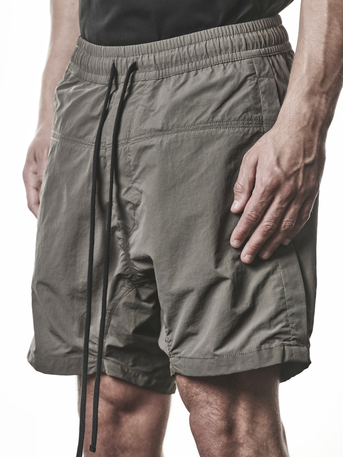 Technical Drop Crotch Shorts - INN7