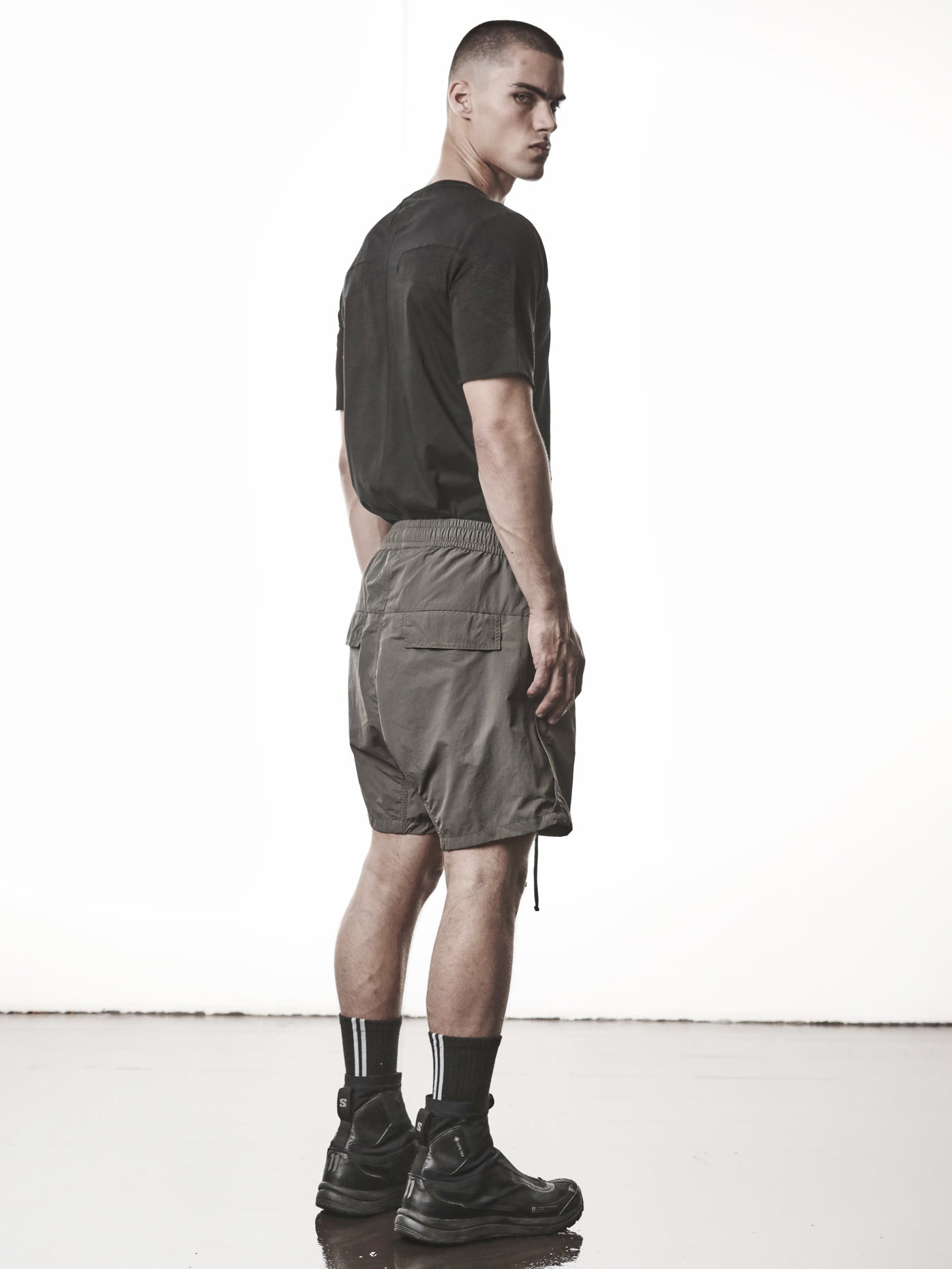 Technical Drop Crotch Shorts - INN7