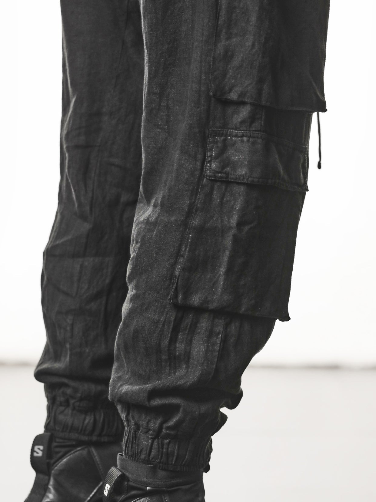 Low-Crotch Linen Trousers - INN7