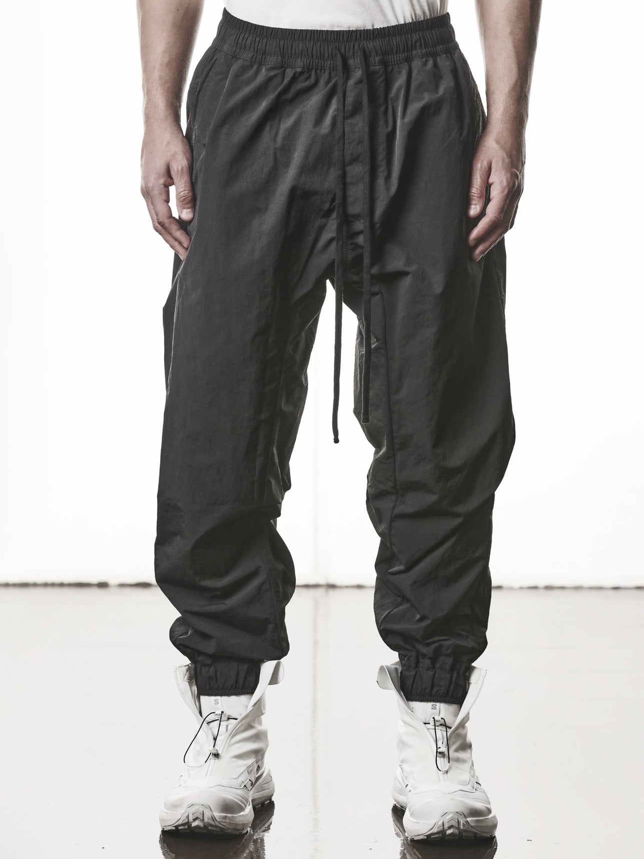 Low-Crotch Technical Trousers - INN7