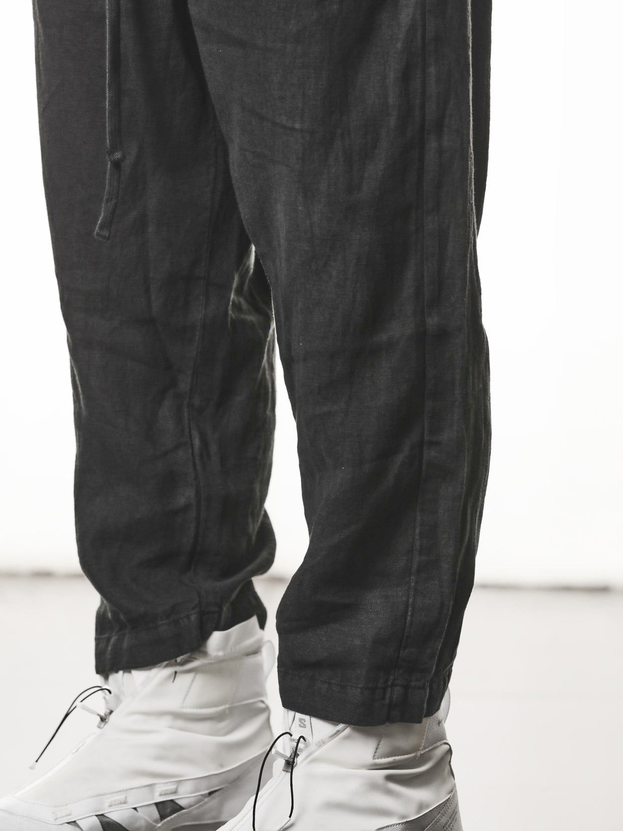 Cropped Linen Trousers - INN7