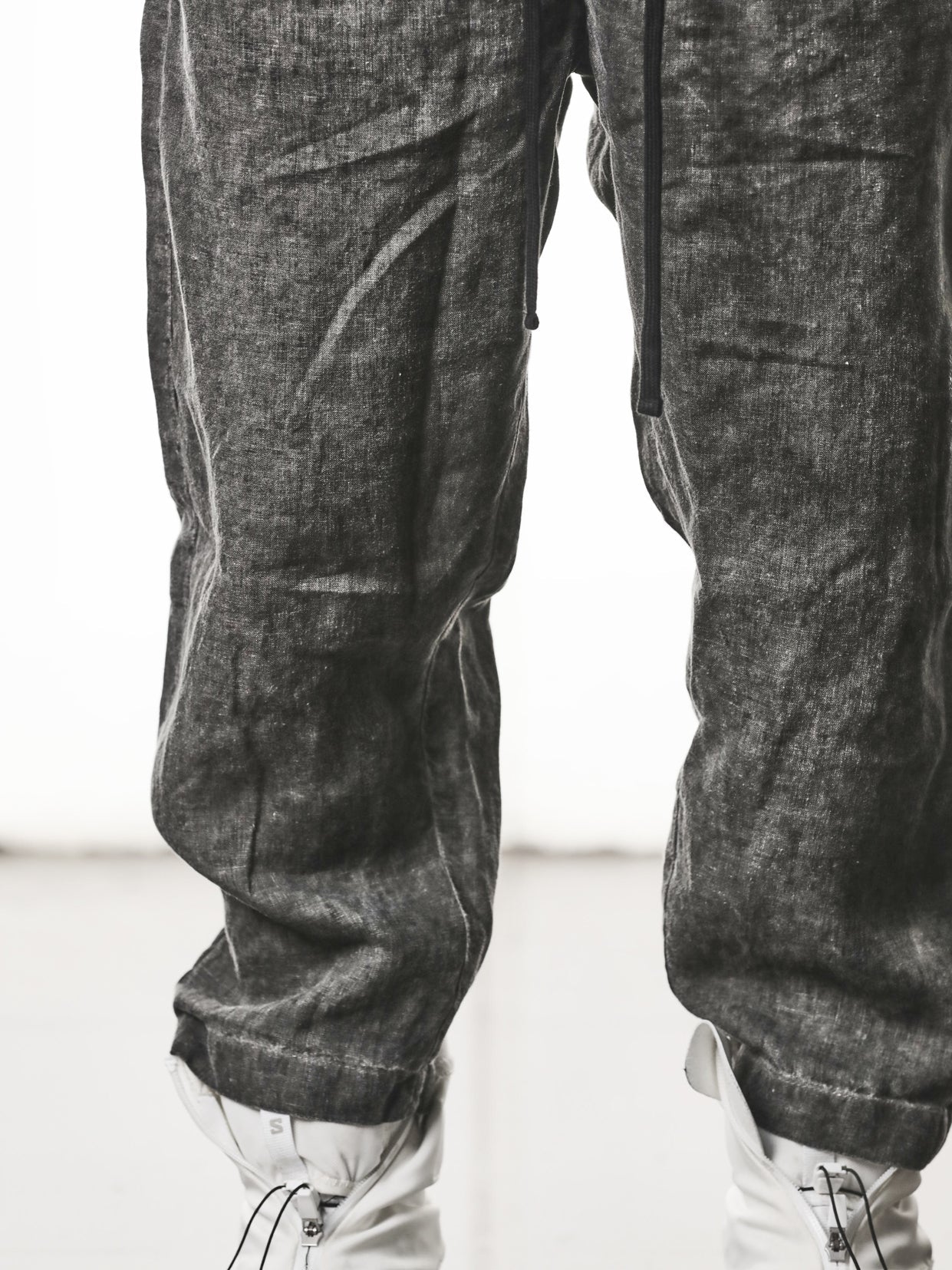 Cropped Linen Trousers - INN7