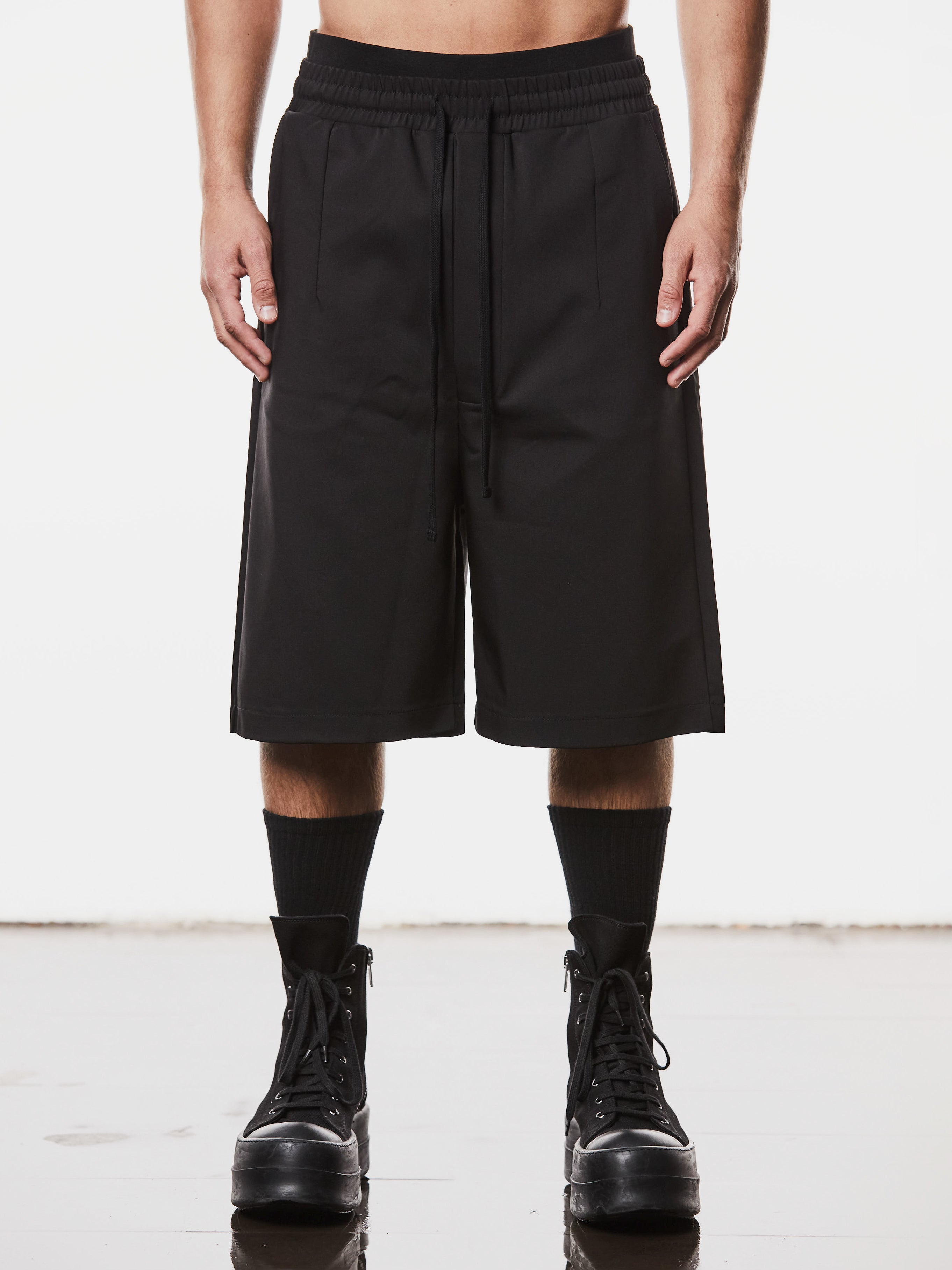 Wide-Leg Drop Crotch Shorts - INN7