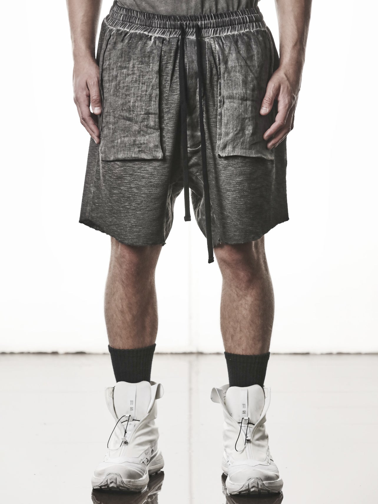 Matmix Drop-Crotch Shorts - INN7