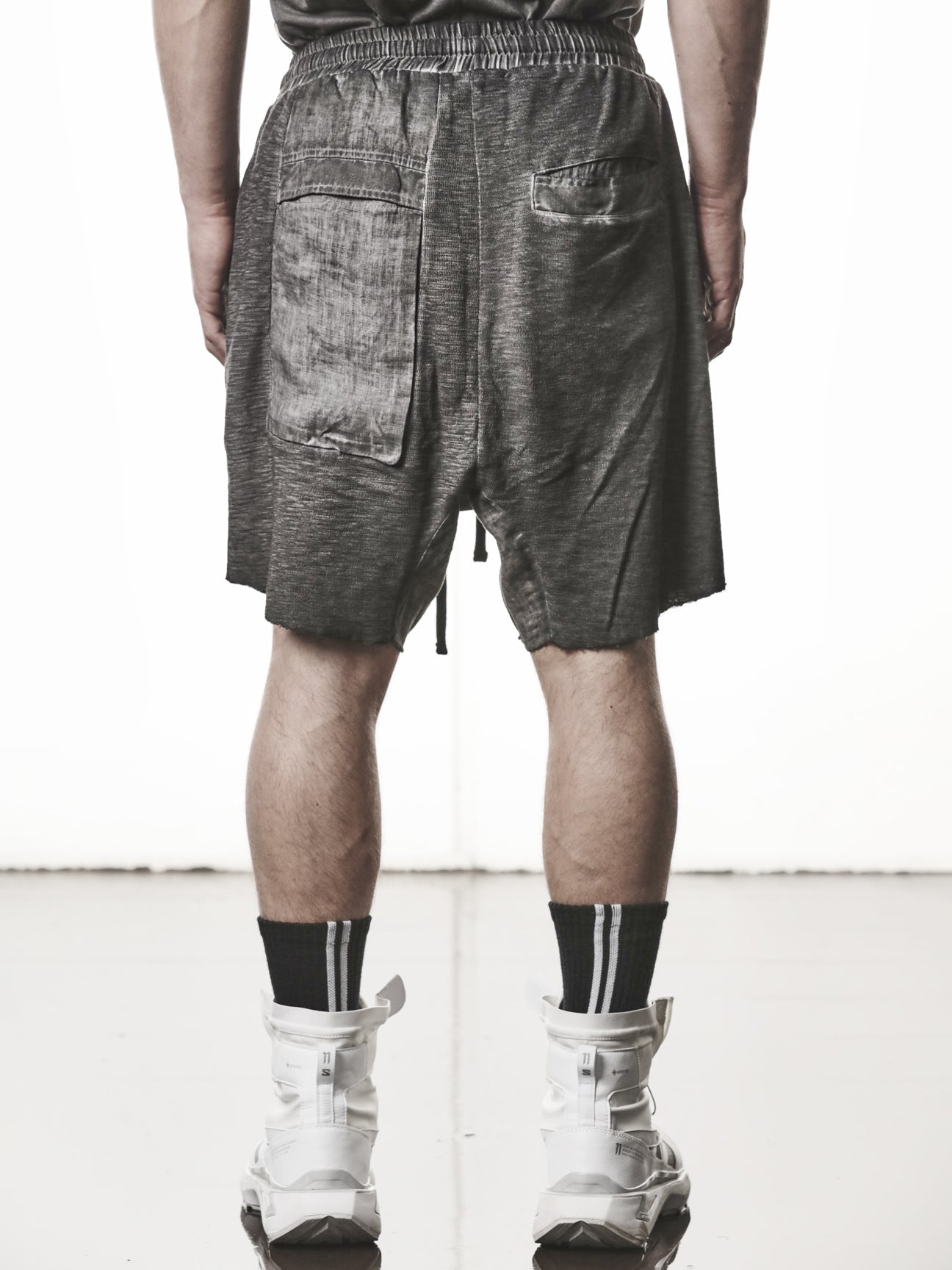 Matmix Drop-Crotch Shorts - INN7