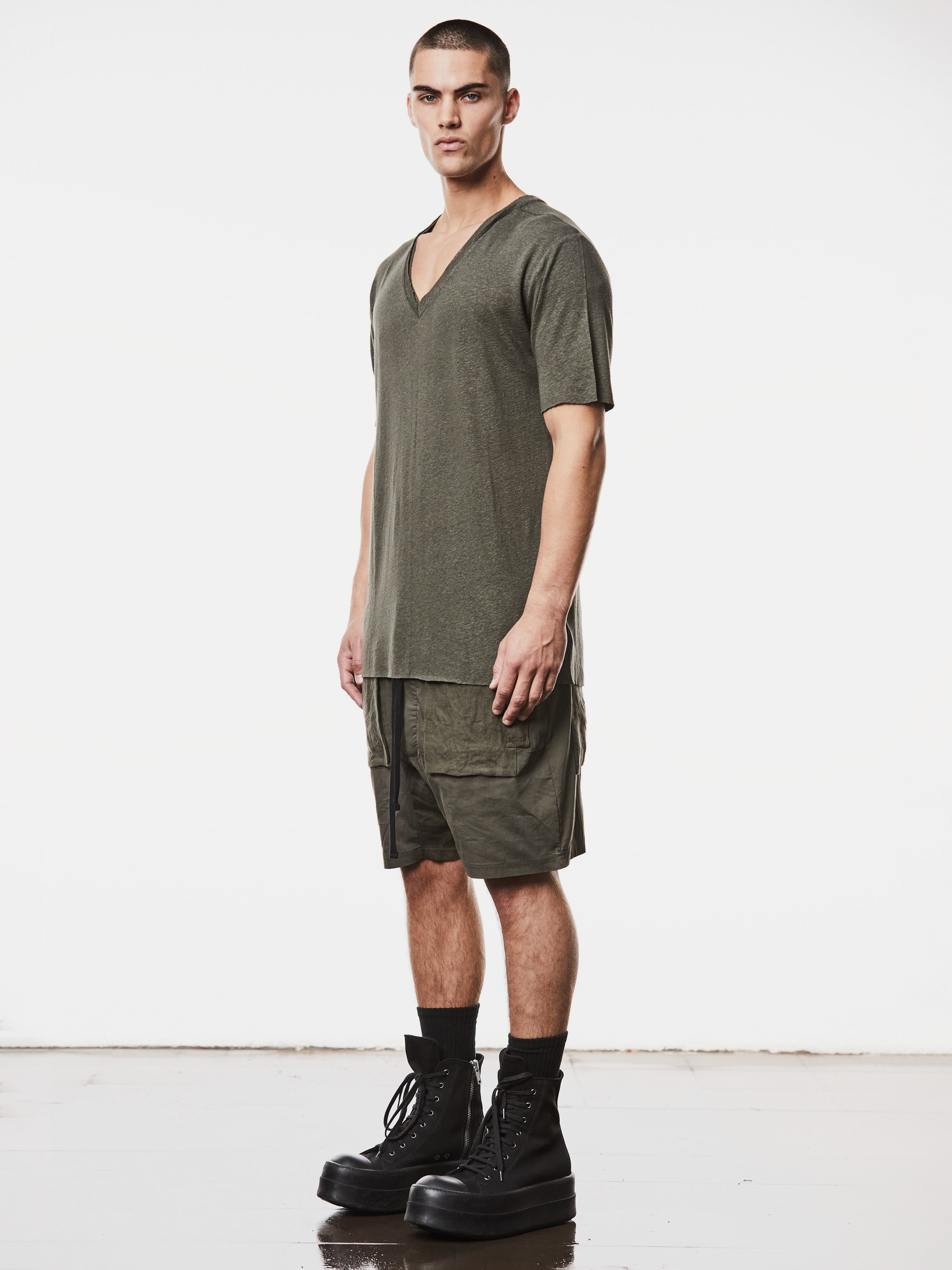 V-Neck Slim Fit Shirt - INN7