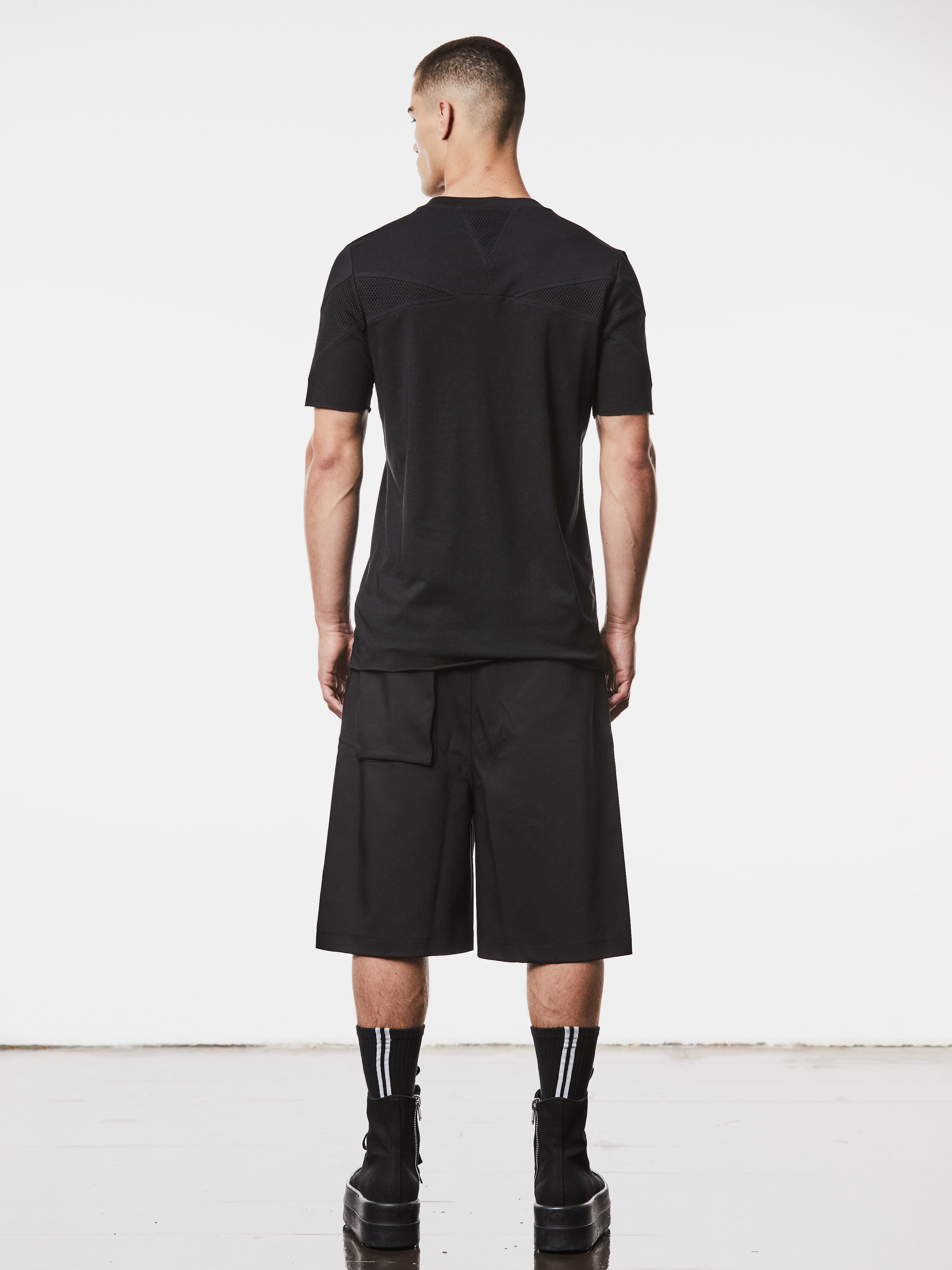 Round Neck Slim Fit Shirt - INN7