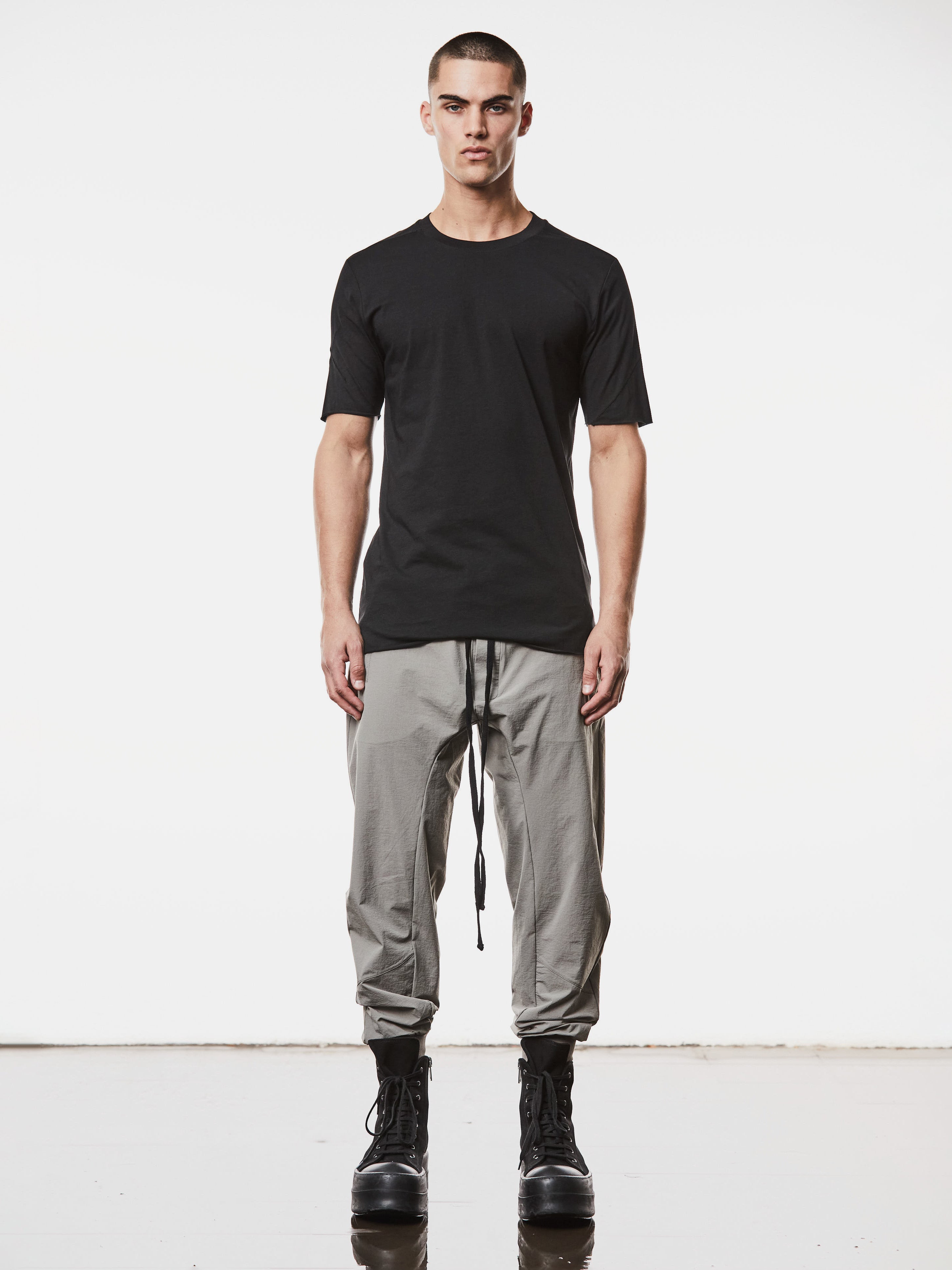 Round Neck Slim Fit Shirt - INN7