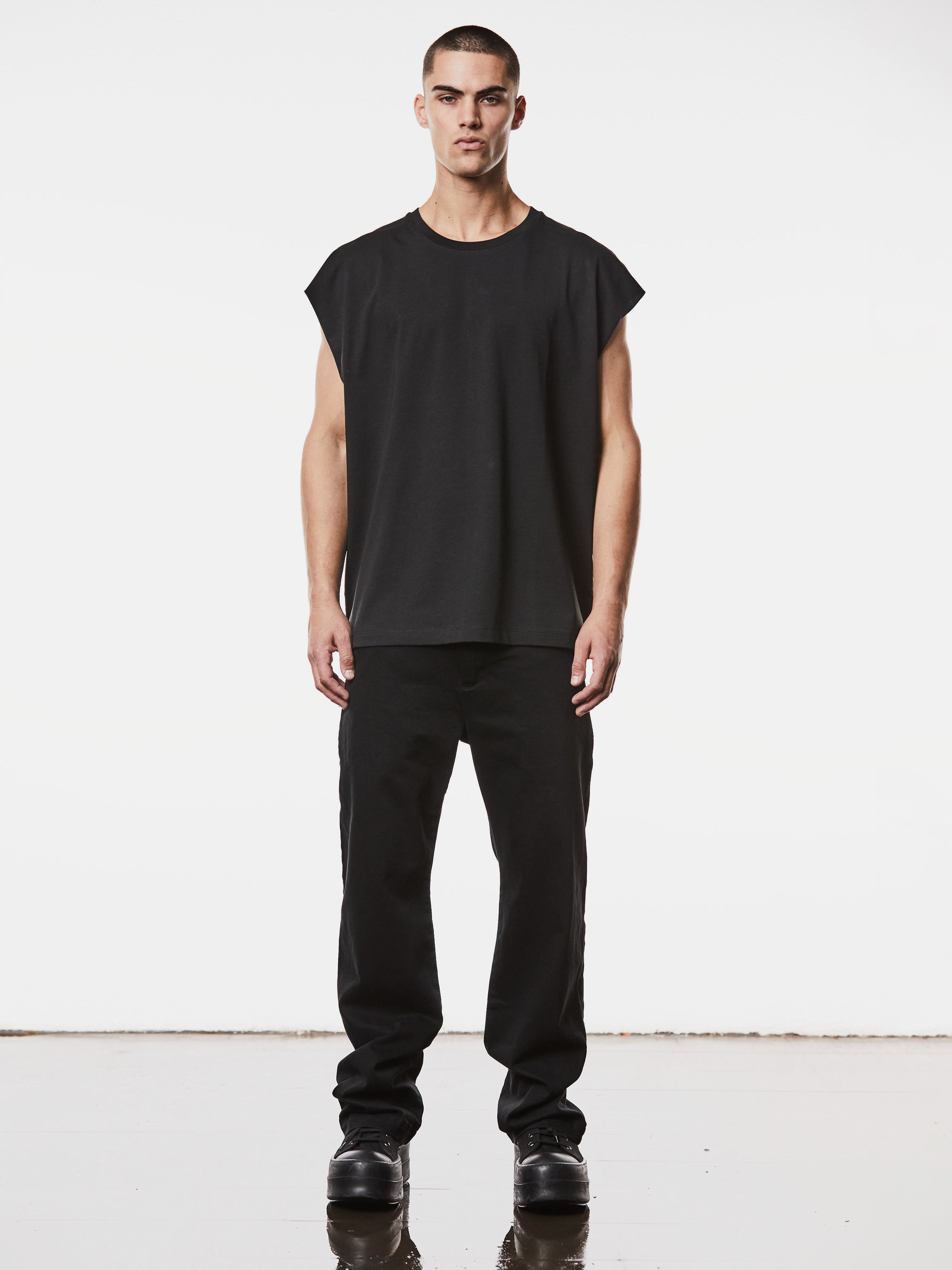 Oversized Sleeveless T-Shirt - INN7