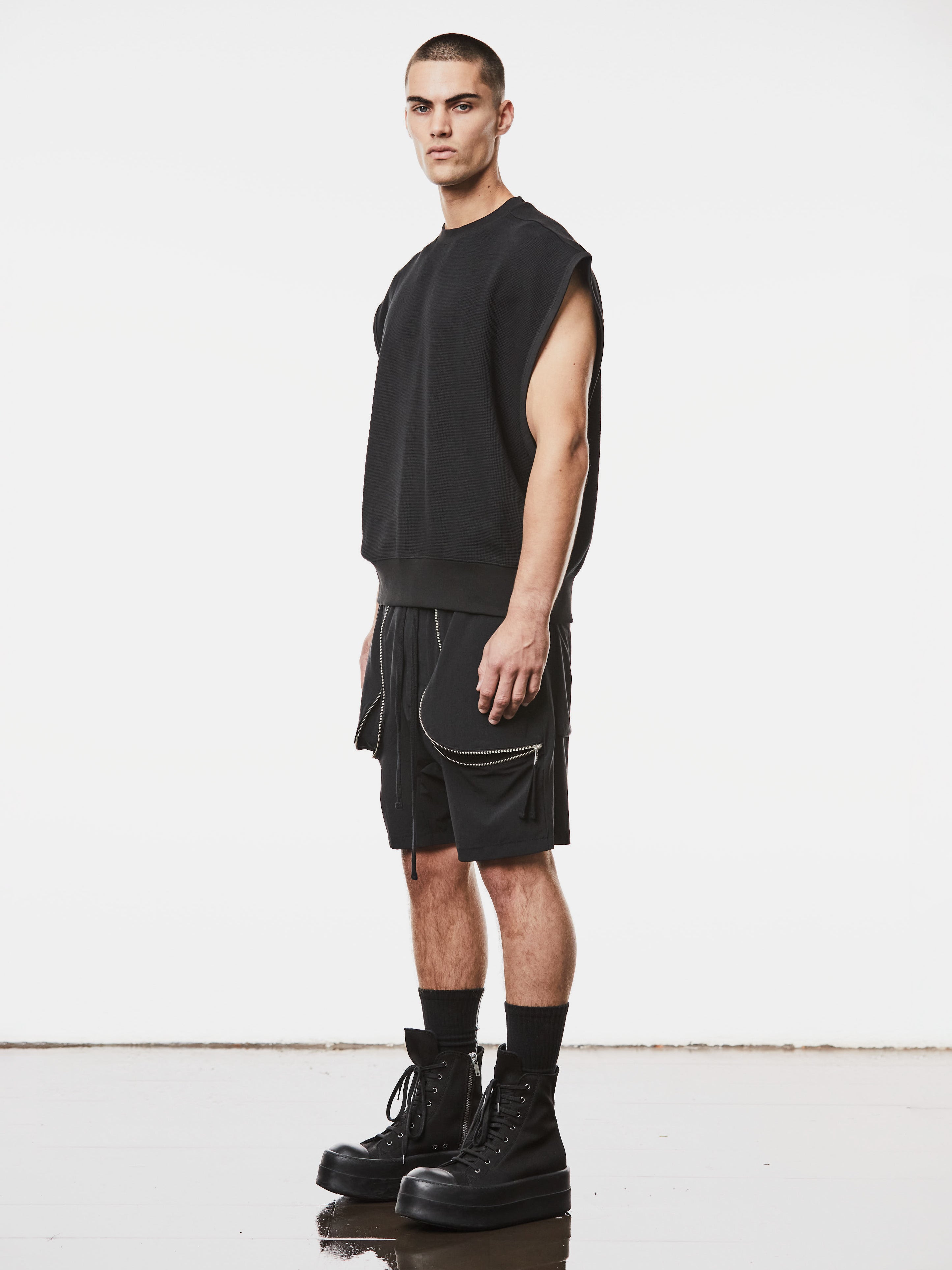 Oversized Sleeveless Sweatshirt - INN7