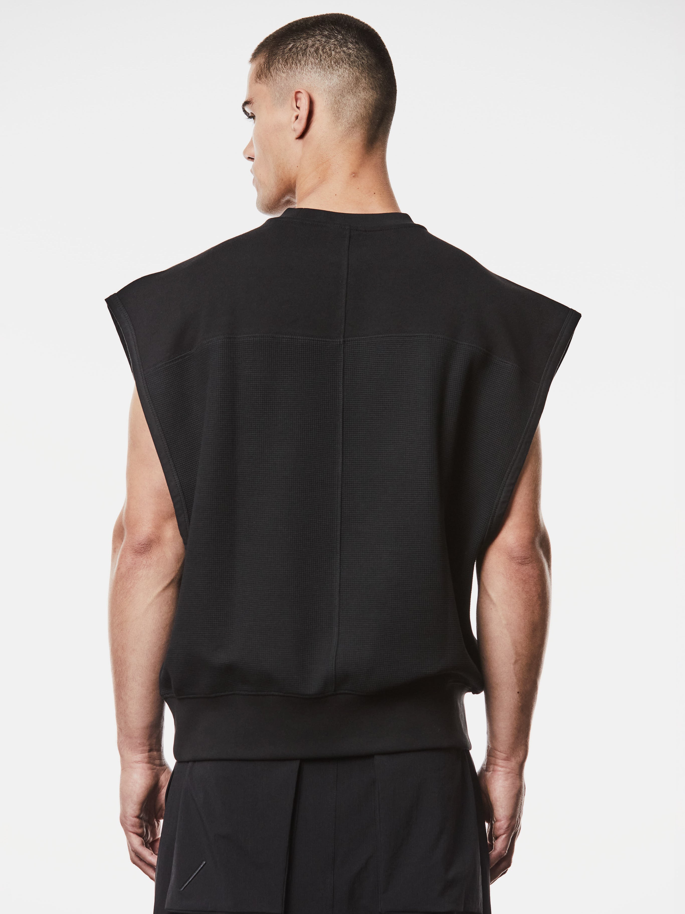 Oversized Sleeveless Sweatshirt - INN7