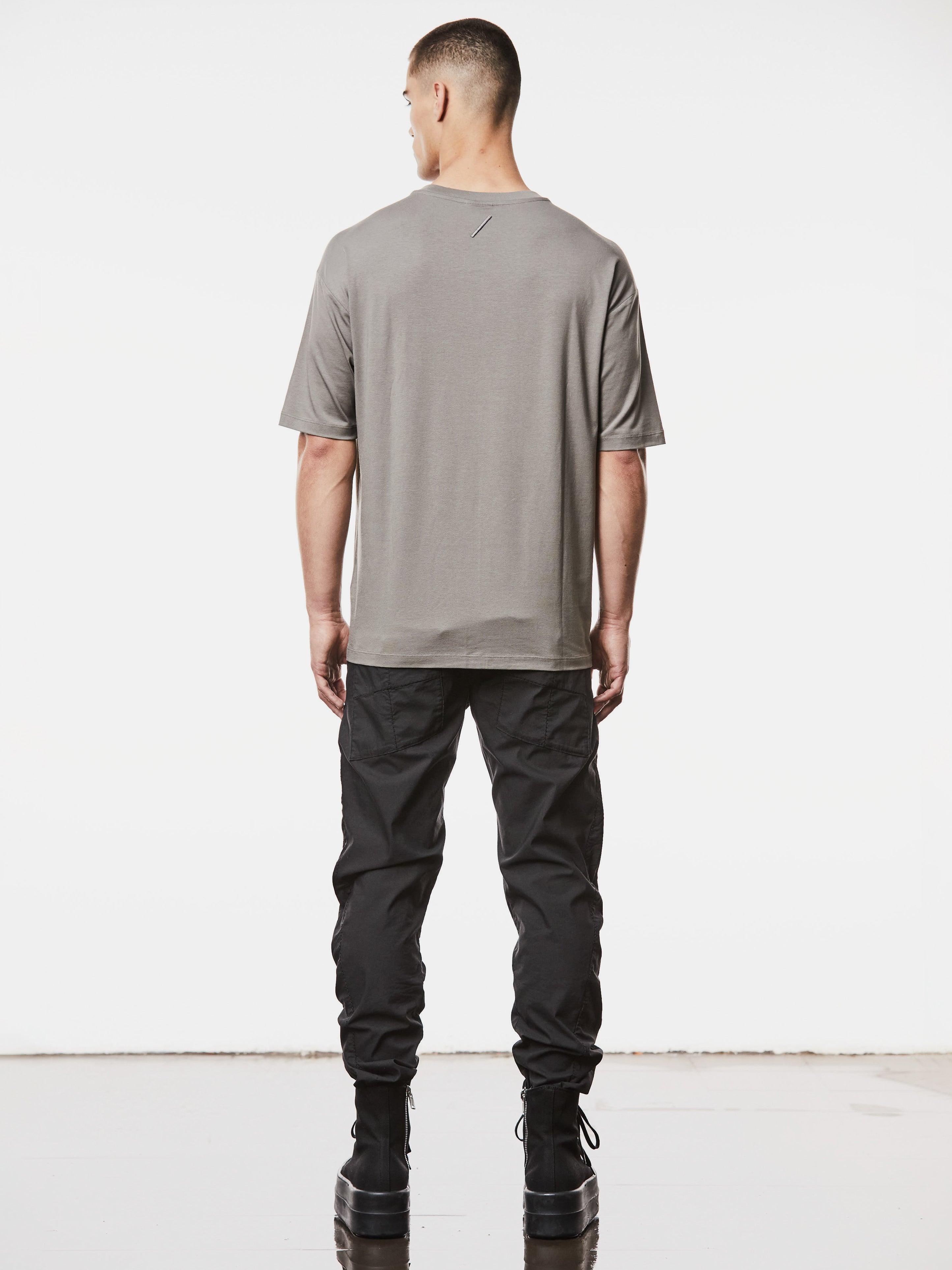 Round Neck Shirt with Embroidered Slash Detail - INN7