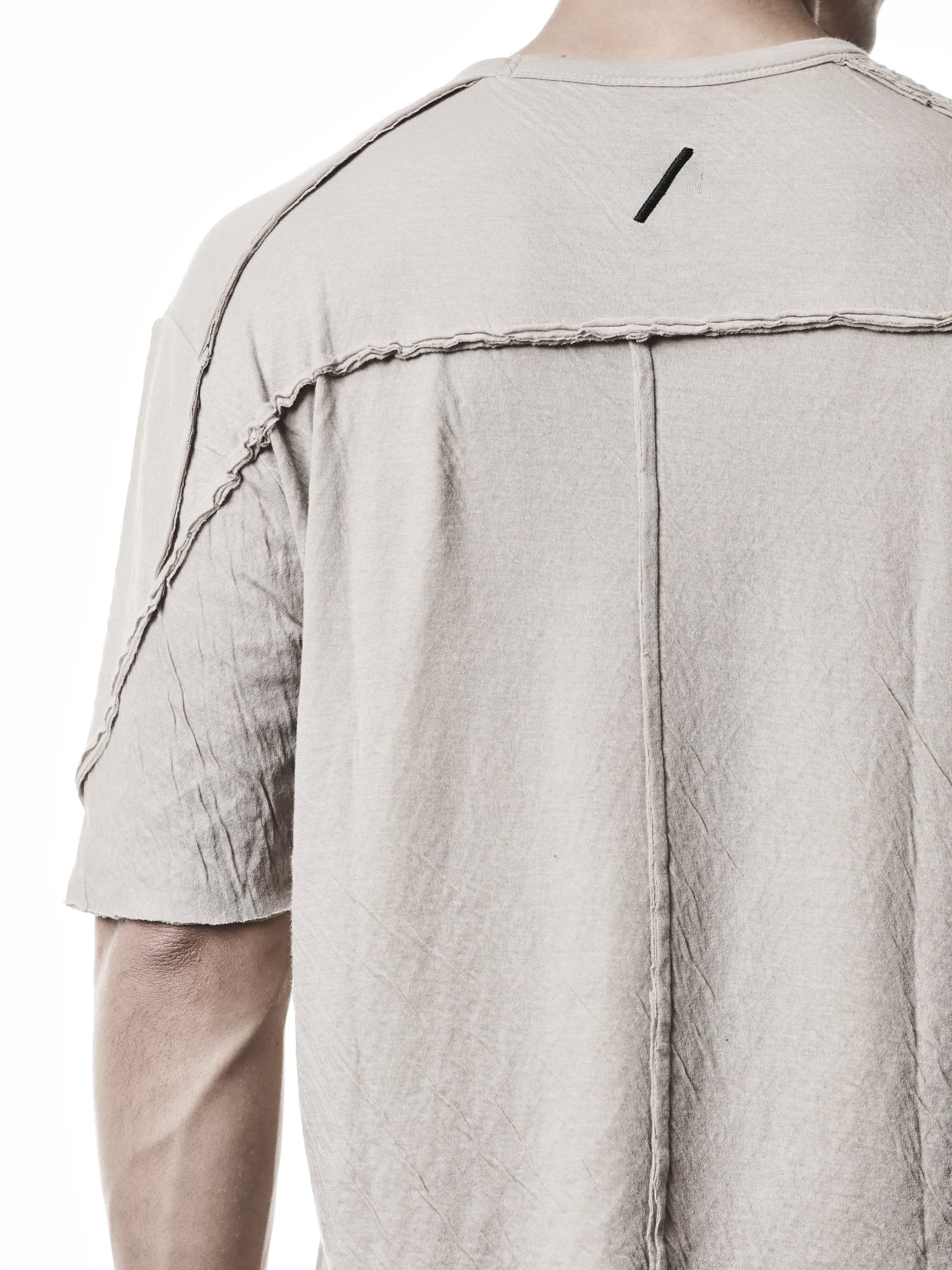 Raw Seam T-Shirt - INN7