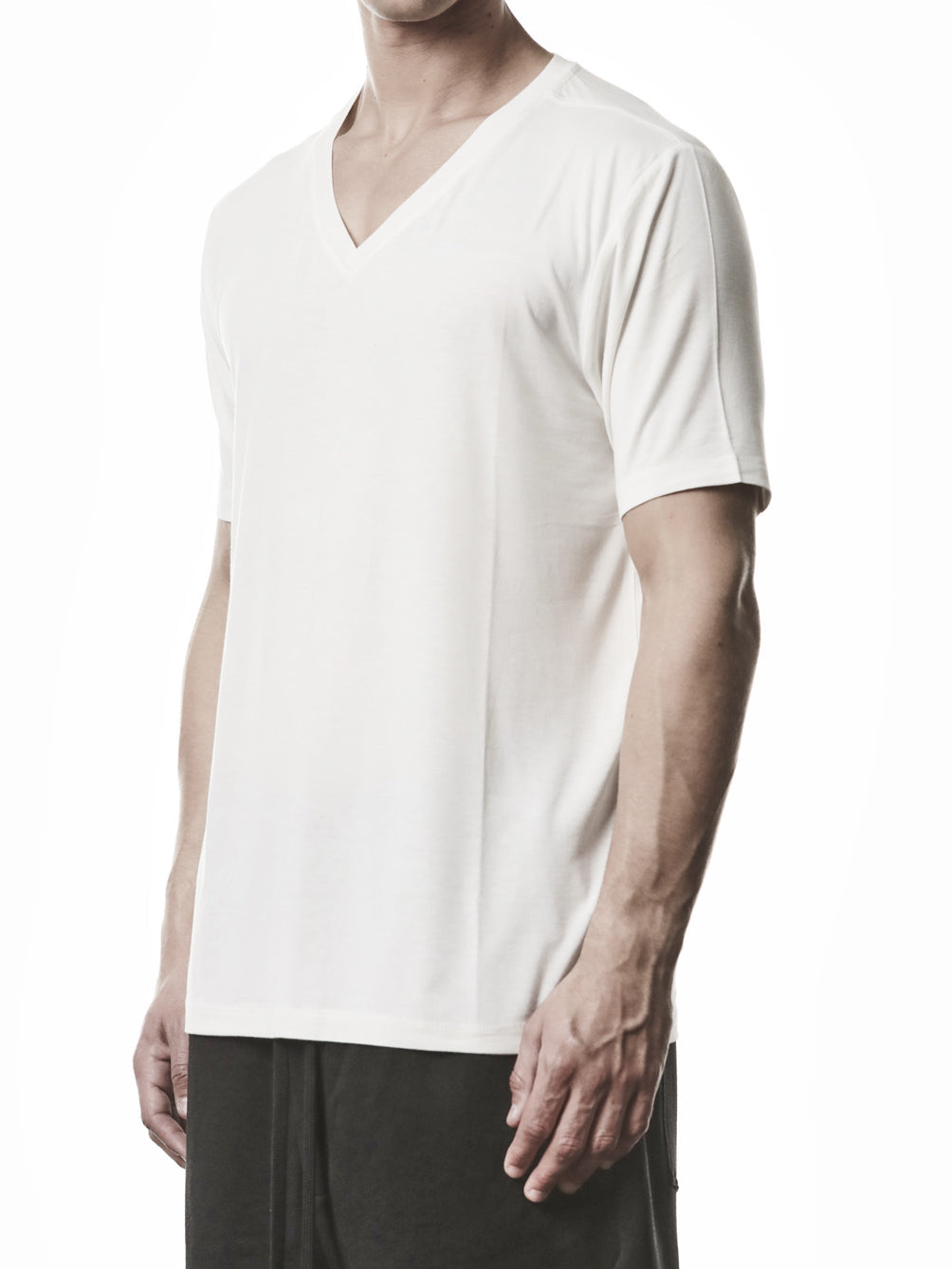 Silk Blend V-Neck T-Shirt - INN7