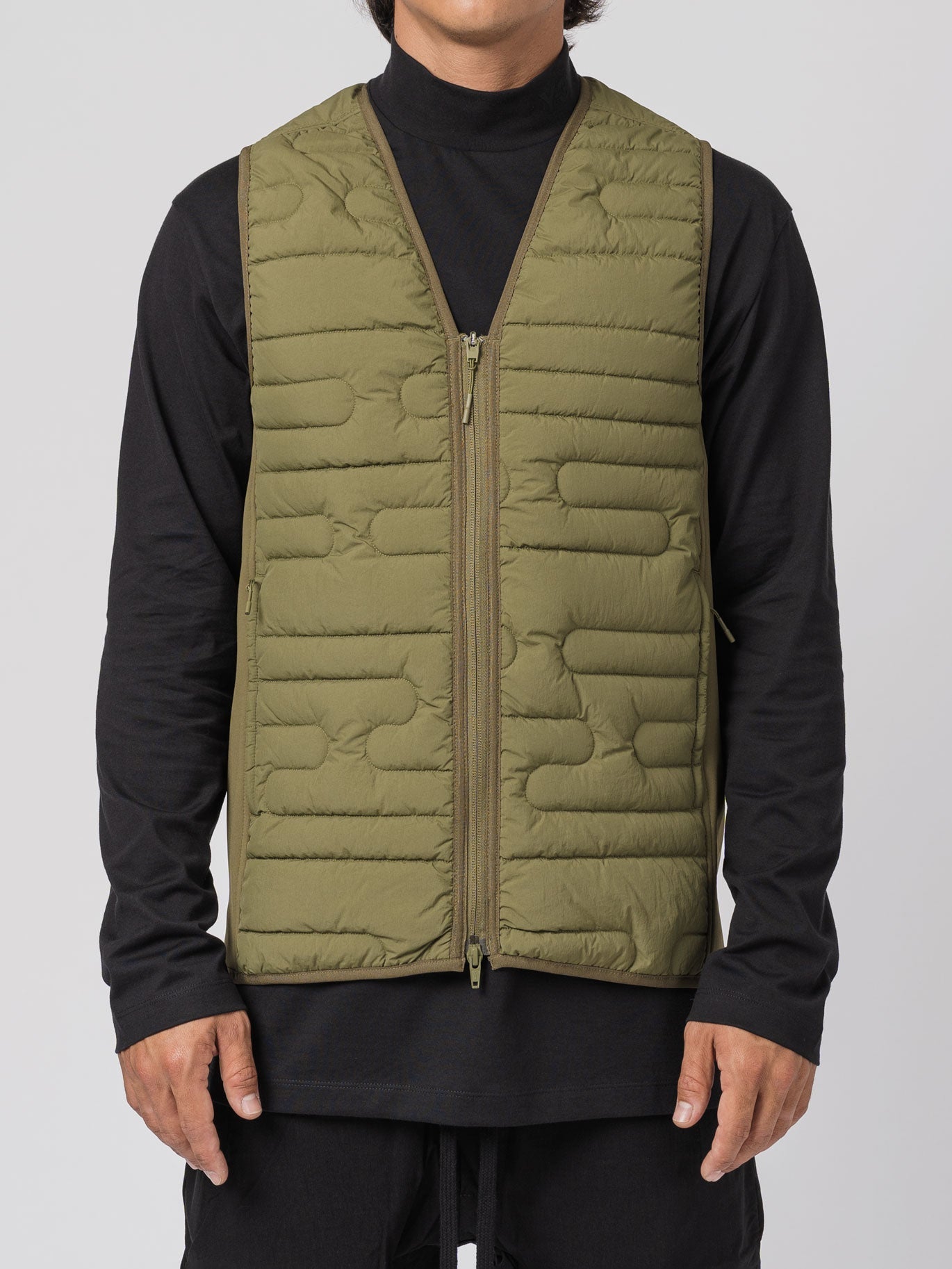 VEST - INN7