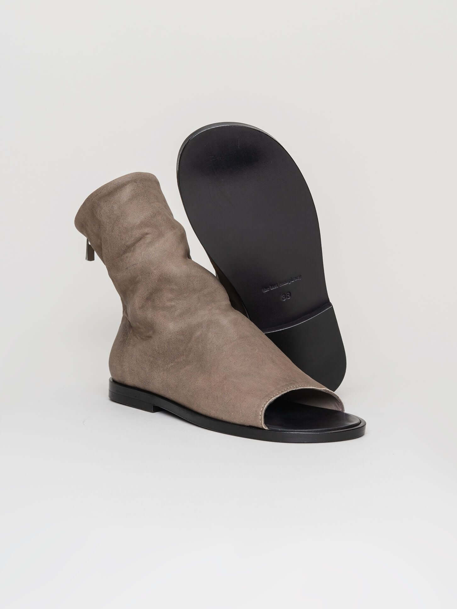 The Last Conspiracy Lynn - INN7