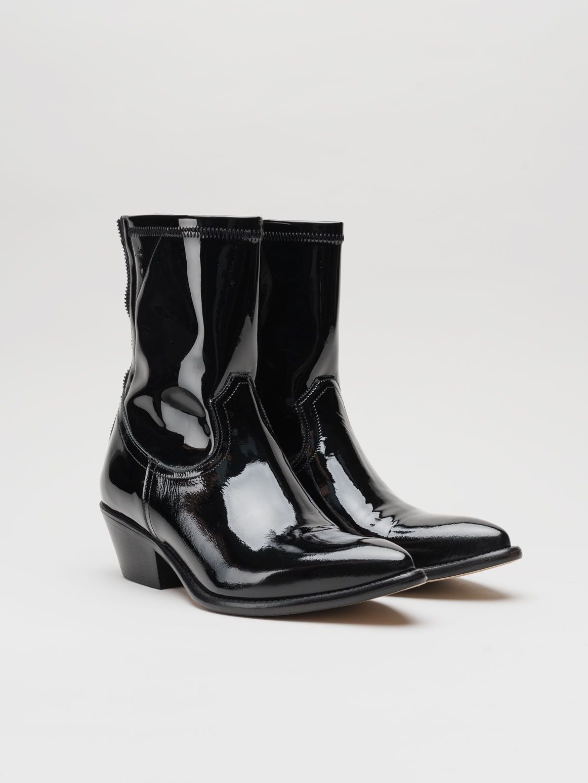 BOOTS - INN7