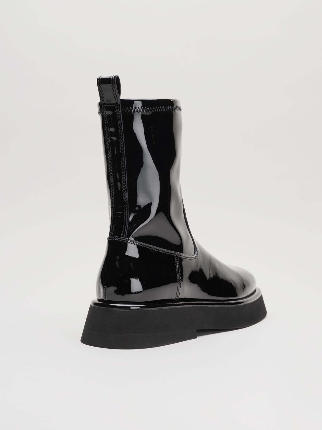 Boots - INN7