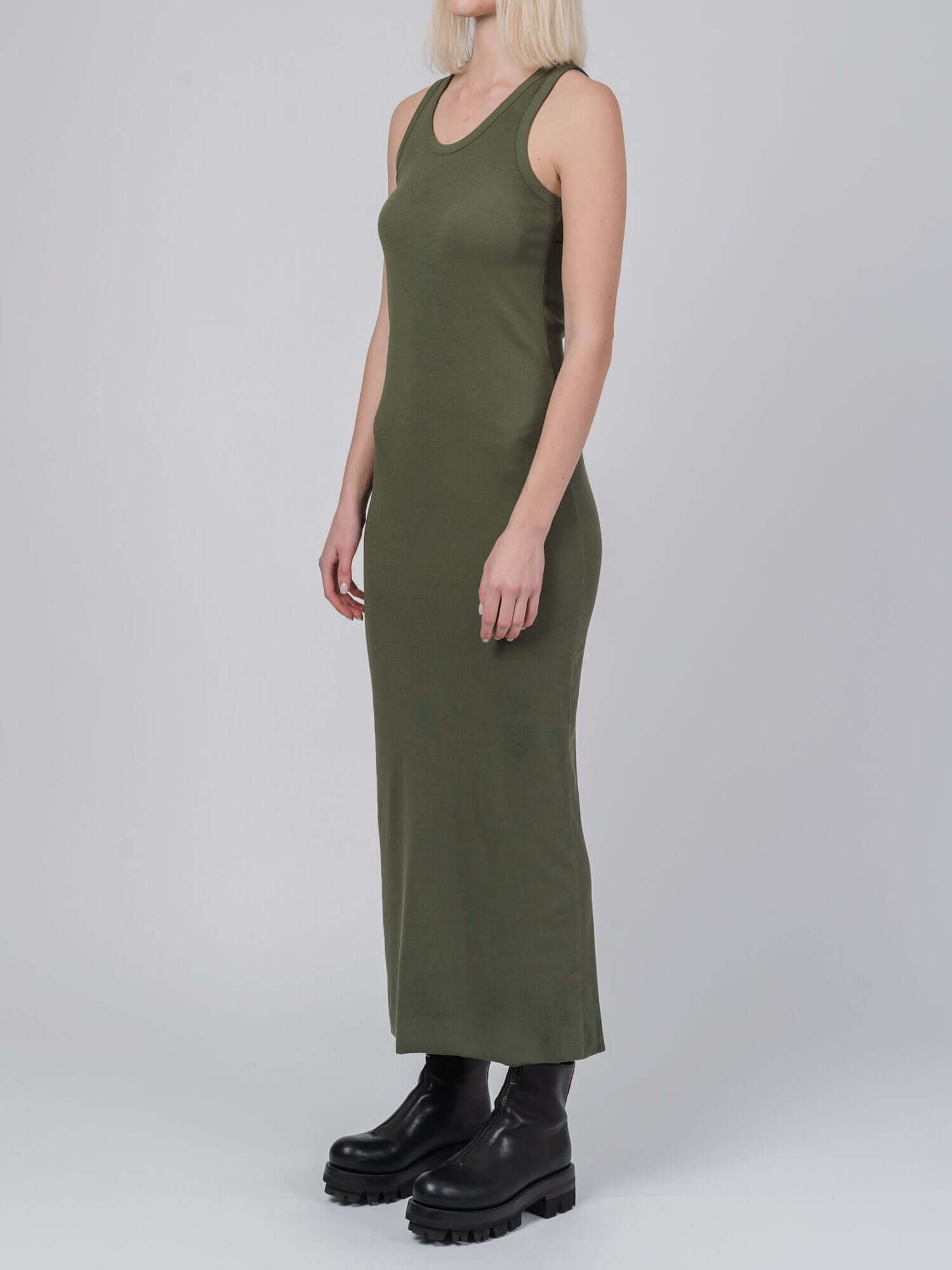 DRESS - INN7