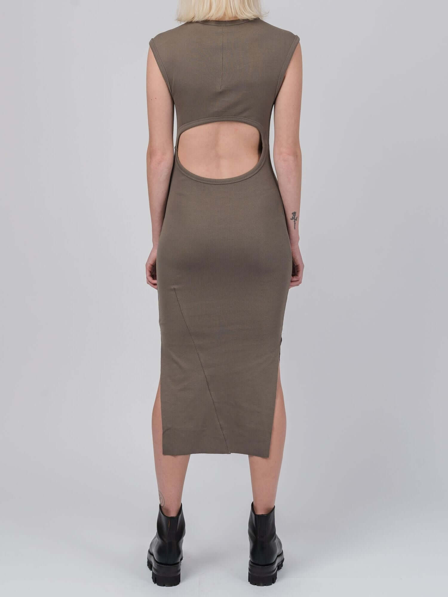 DRESS - INN7