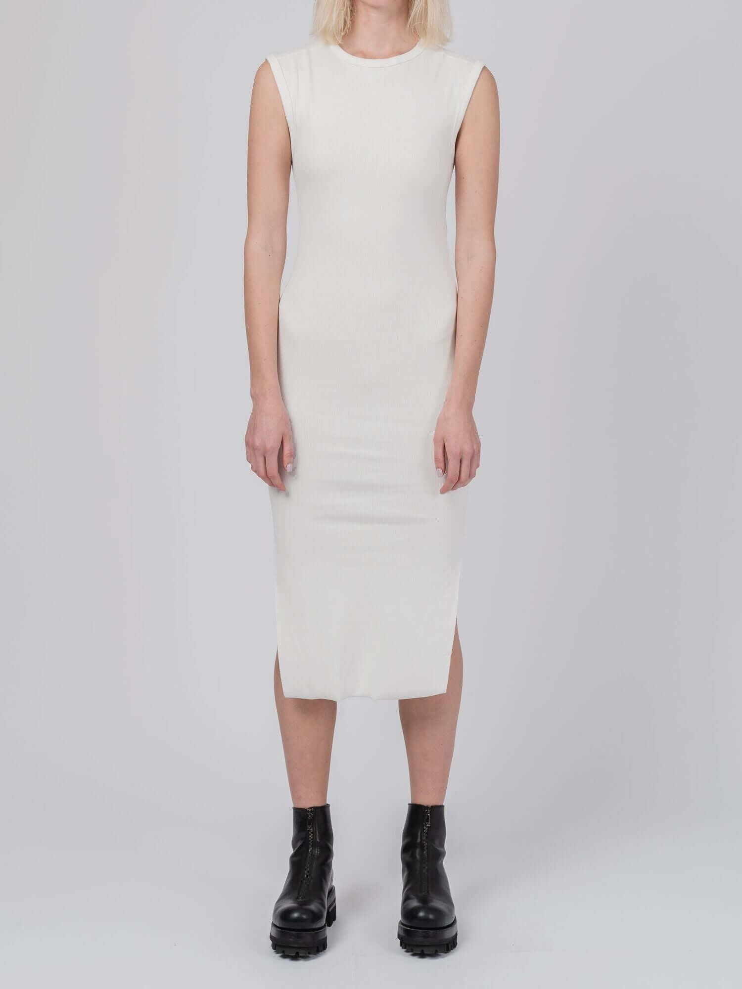 DRESS - INN7